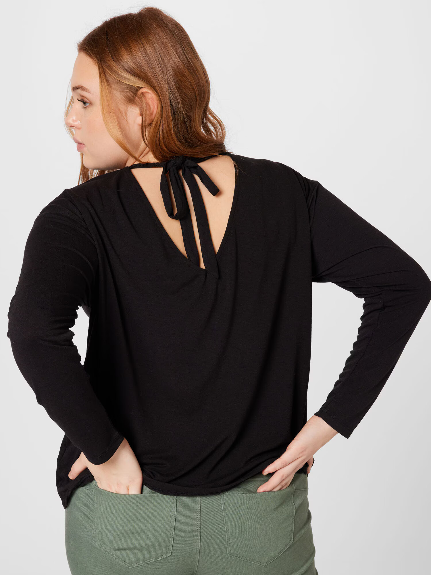 ABOUT YOU Curvy Tricou 'Piper' negru - Pled.ro