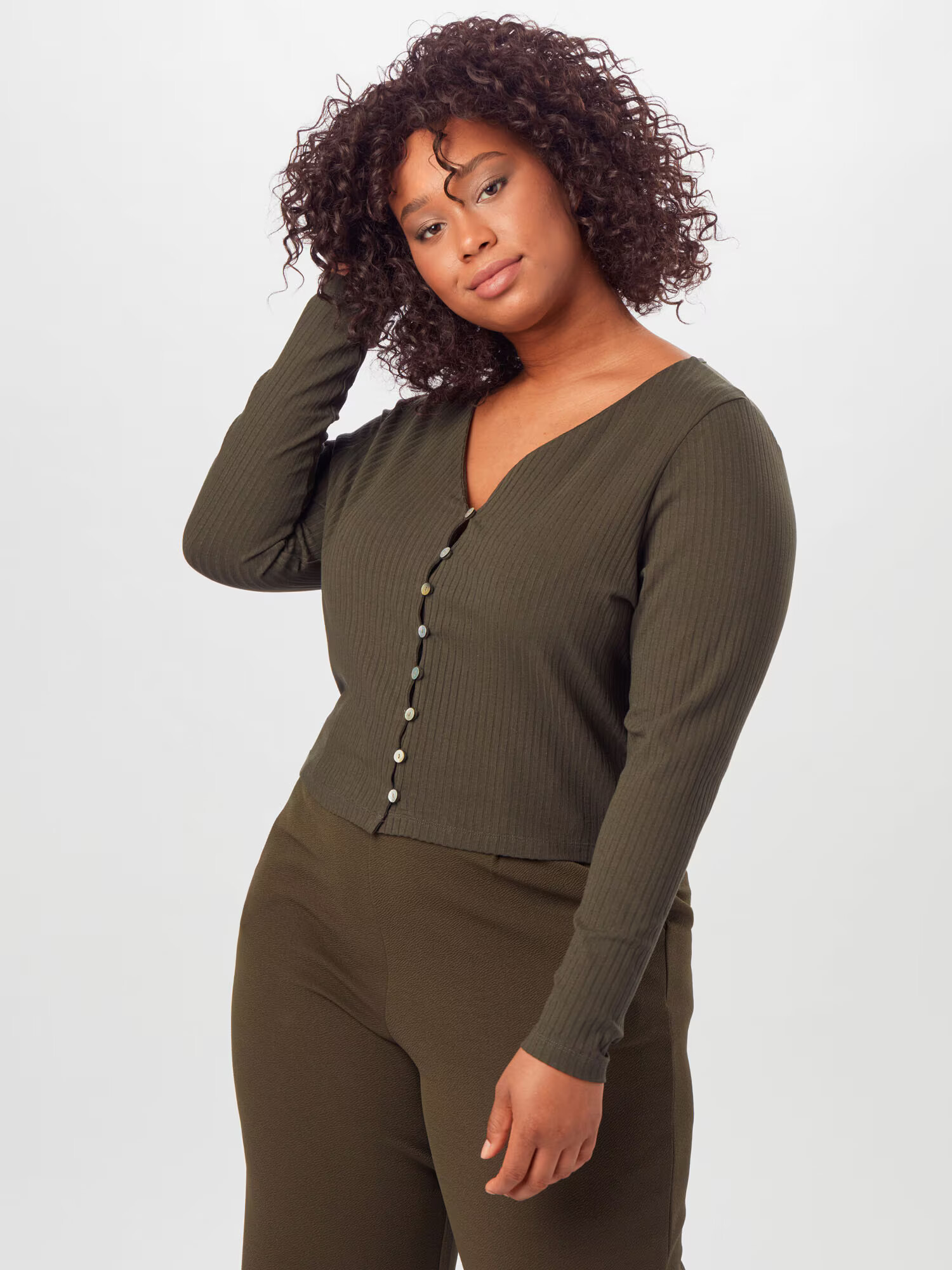 ABOUT YOU Curvy Tricou 'Selena' kaki - Pled.ro