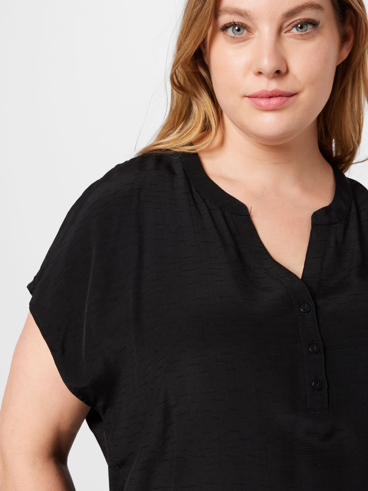 ABOUT YOU Curvy Tricou 'Tayra' negru - Pled.ro