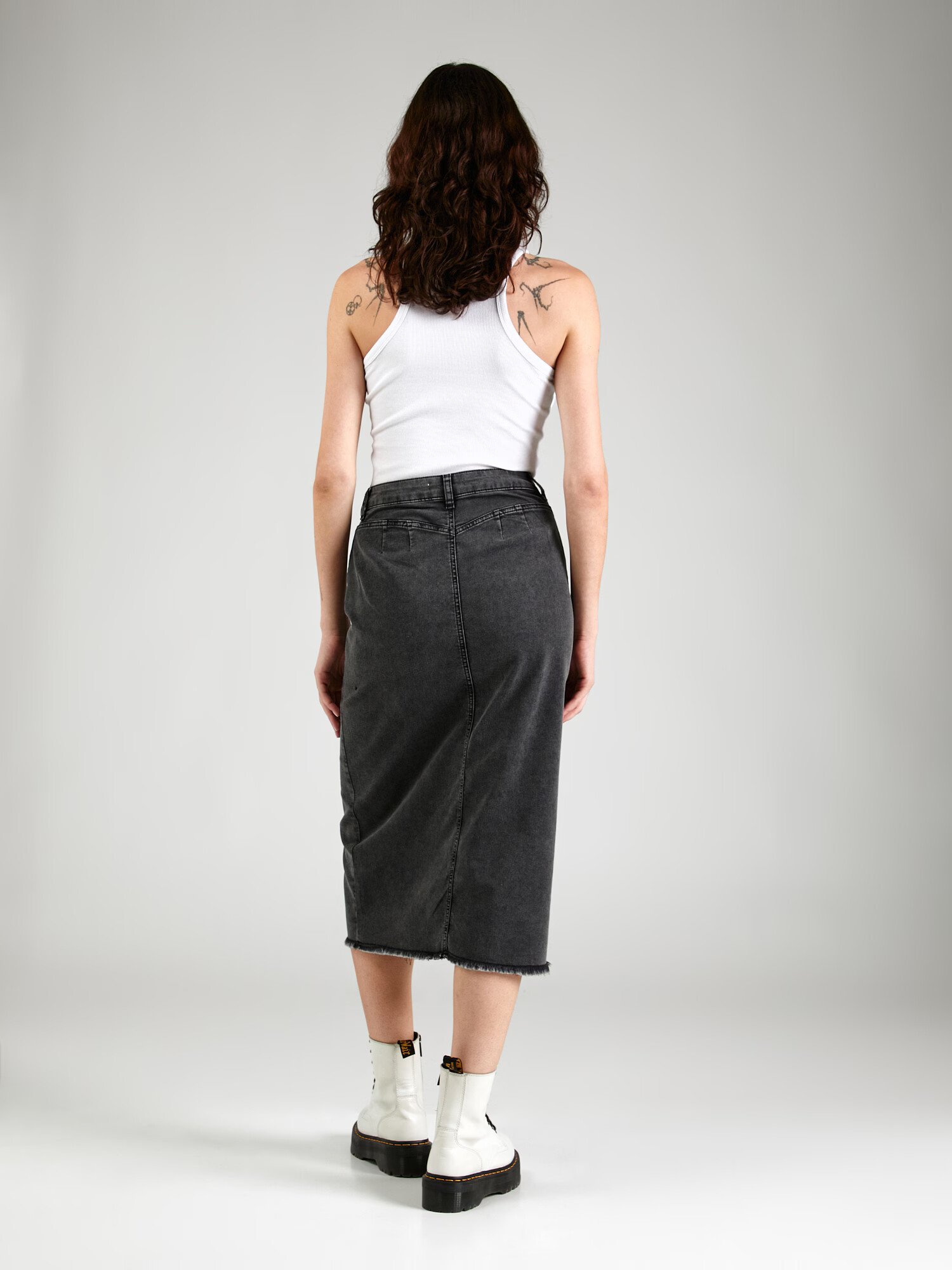 ABOUT YOU Fustă 'Kim Skirt' negru denim - Pled.ro