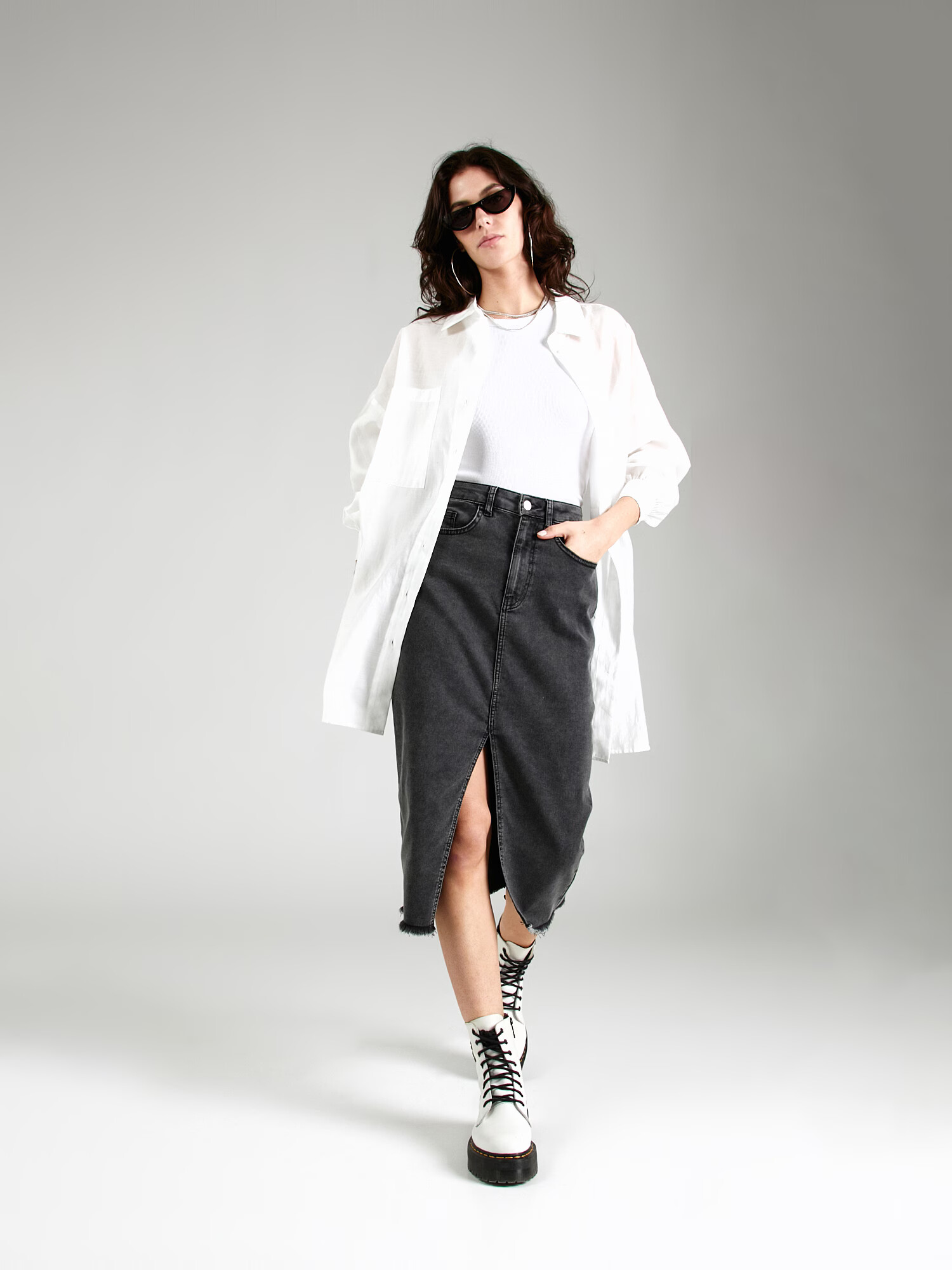 ABOUT YOU Fustă 'Kim Skirt' negru denim - Pled.ro