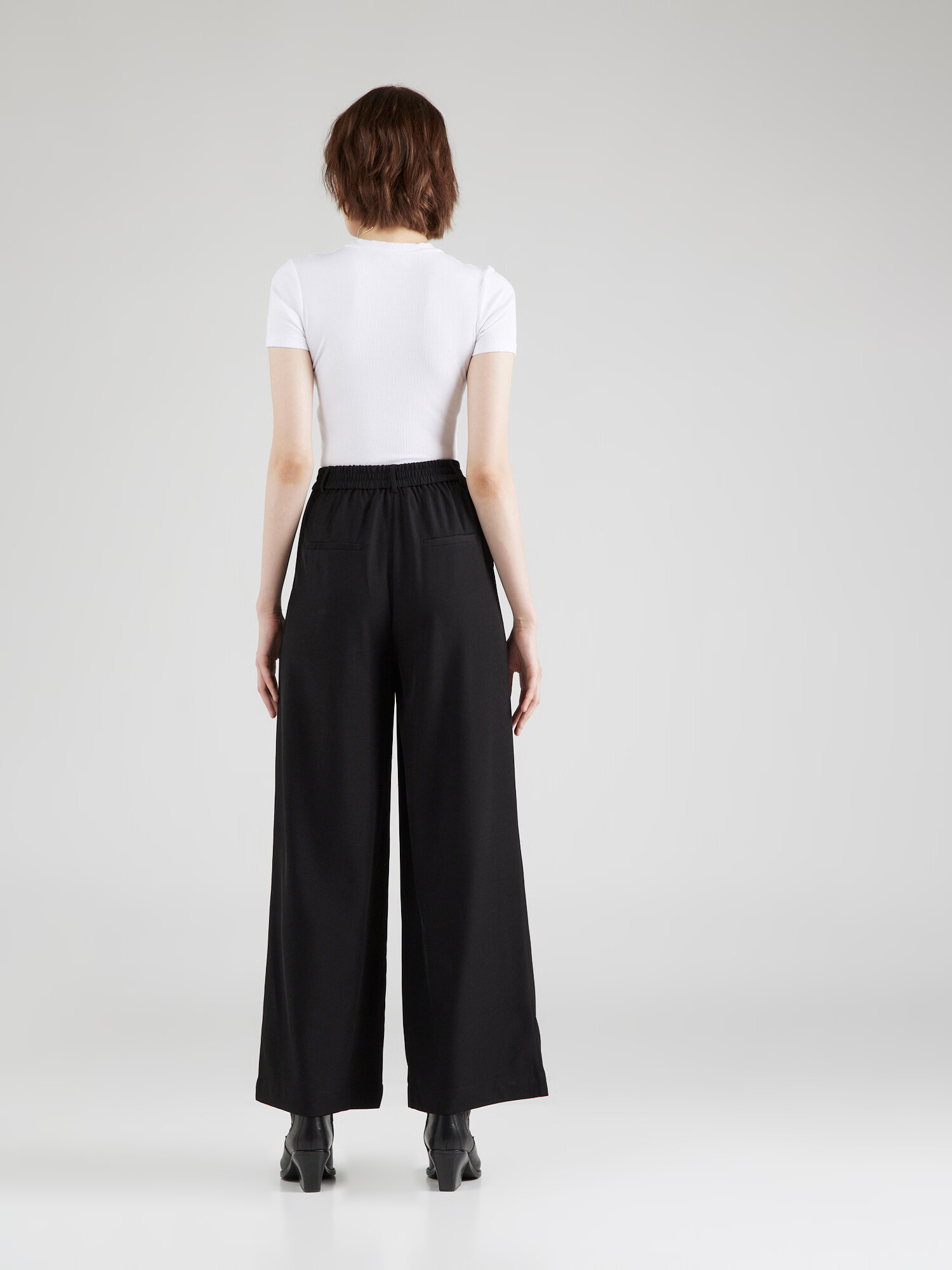 ABOUT YOU Pantaloni 'Mila' negru - Pled.ro