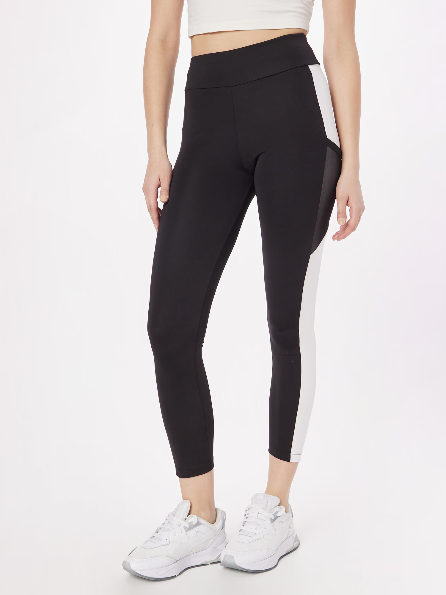 ABOUT YOU Pantaloni sport 'Colleen' negru - Pled.ro