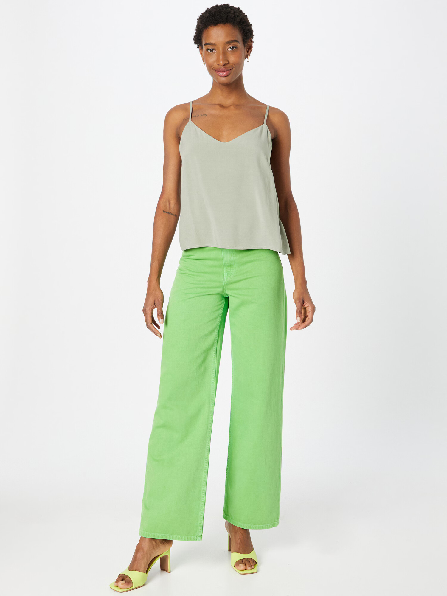 ABOUT YOU Top 'Vicky' verde - Pled.ro