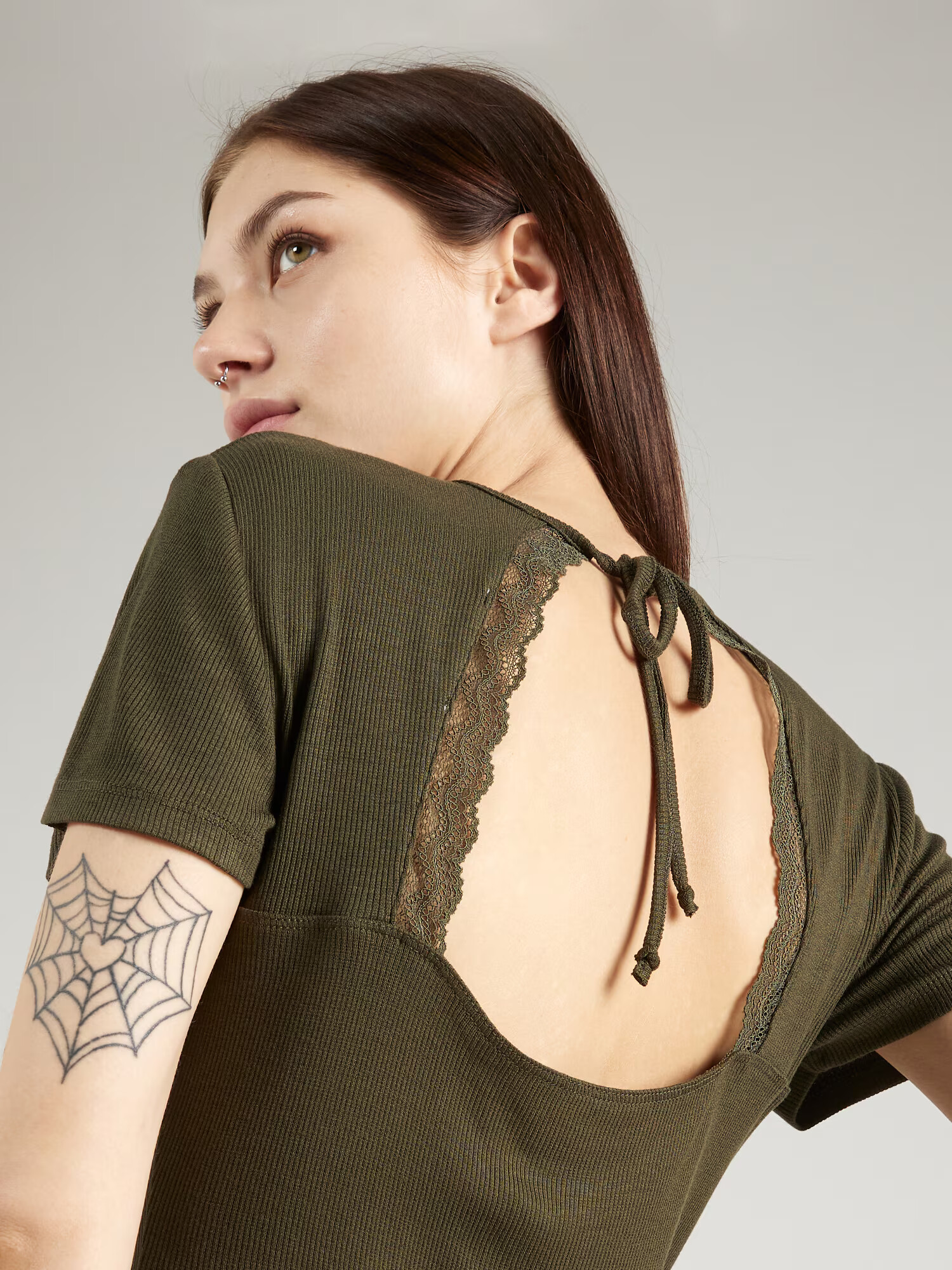 ABOUT YOU Tricou 'Florence' verde închis - Pled.ro