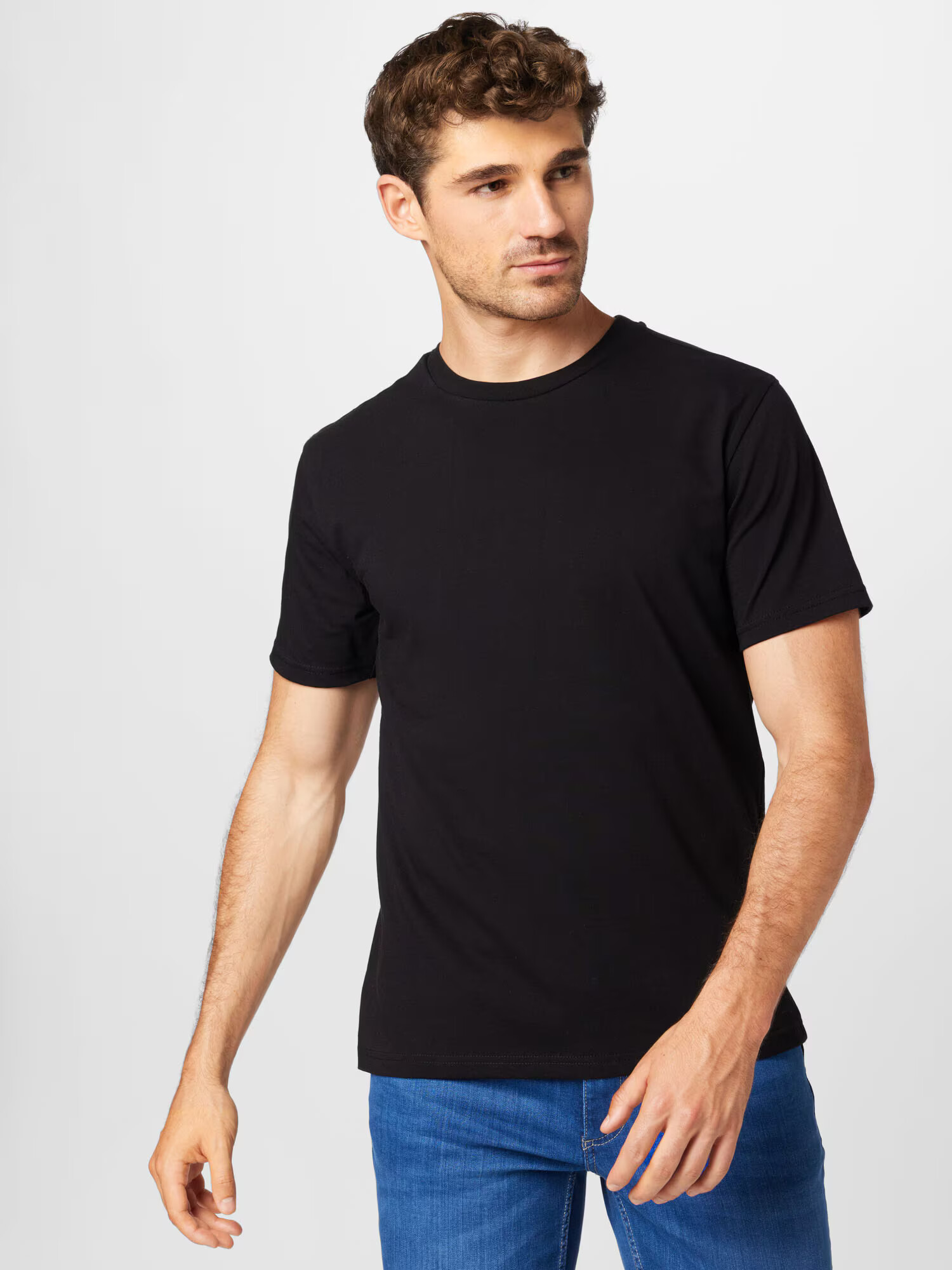 ABOUT YOU Tricou 'Lio' negru - Pled.ro