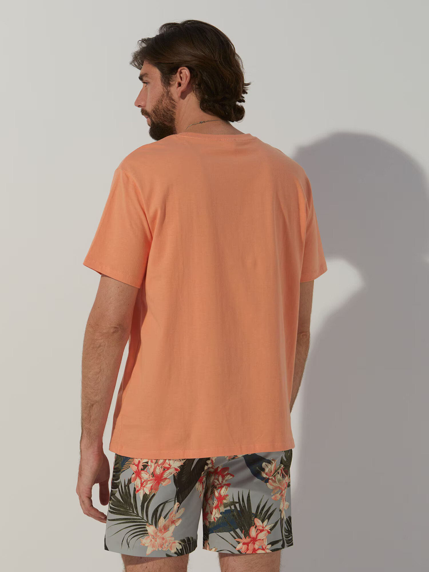 ABOUT YOU x Alvaro Soler Tricou 'Rocco' corai - Pled.ro