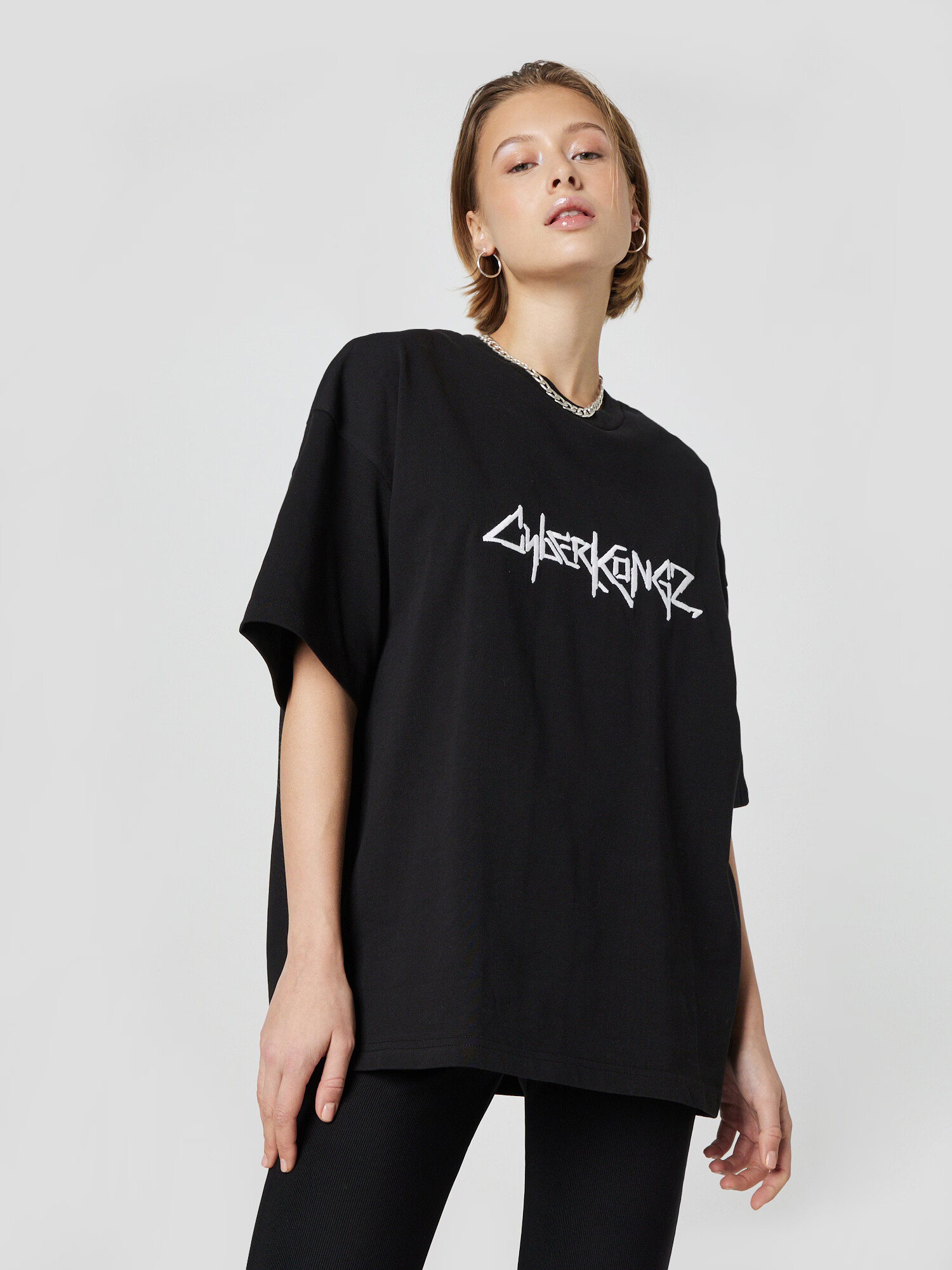 About You x Cyberkongz Tricou 'Mika' negru - Pled.ro