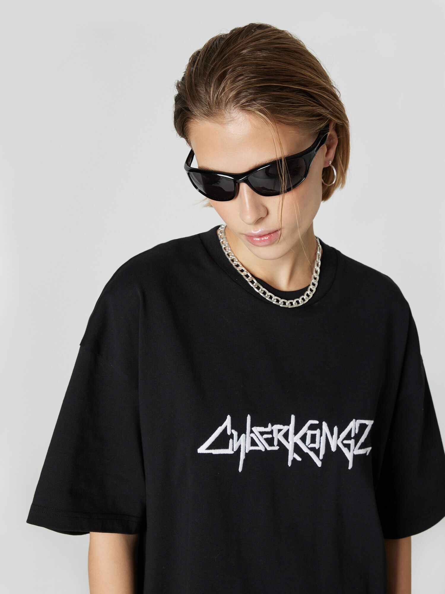 About You x Cyberkongz Tricou 'Mika' negru - Pled.ro