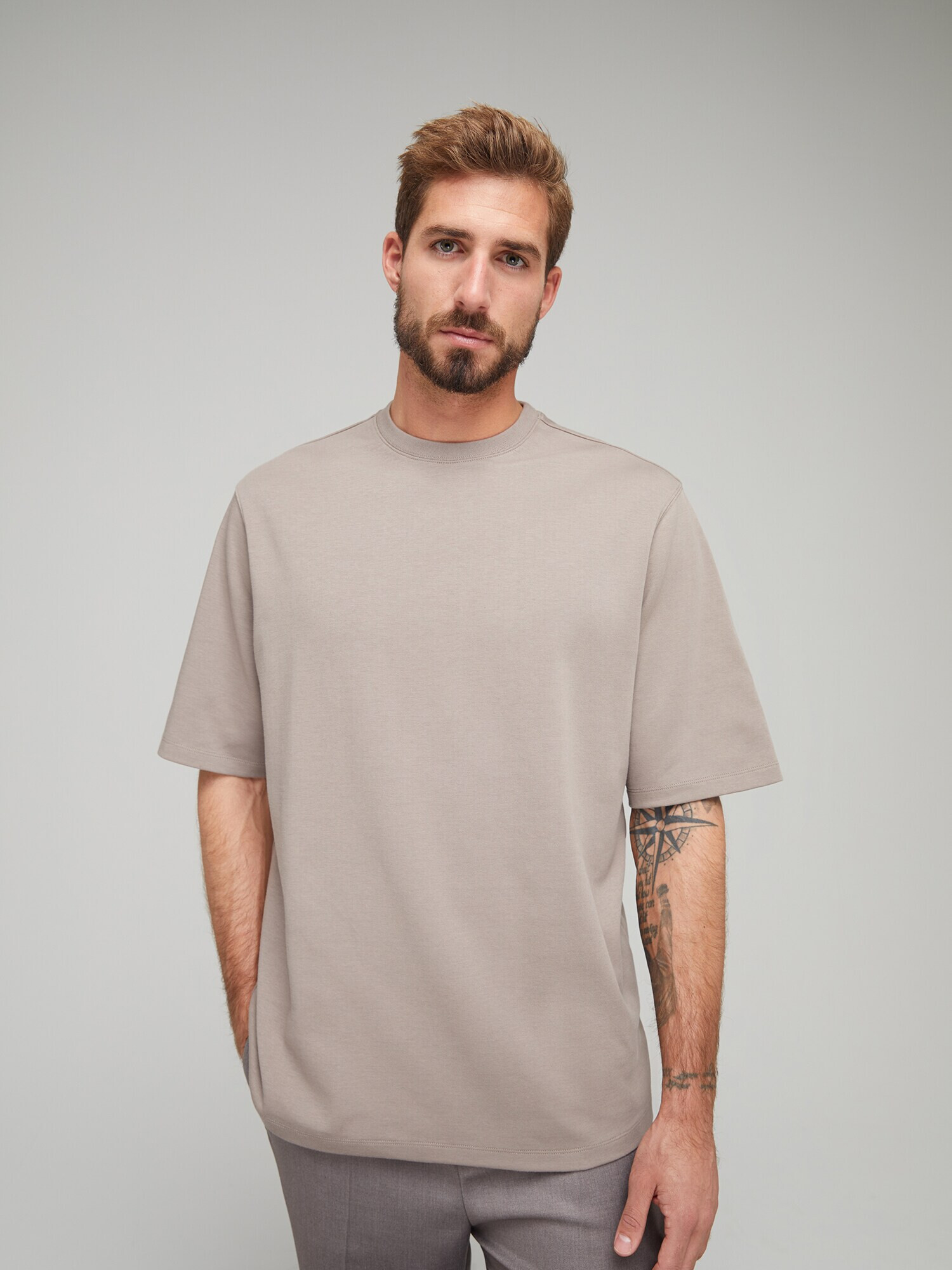 ABOUT YOU x Kevin Trapp Tricou 'Kai' gri taupe - Pled.ro