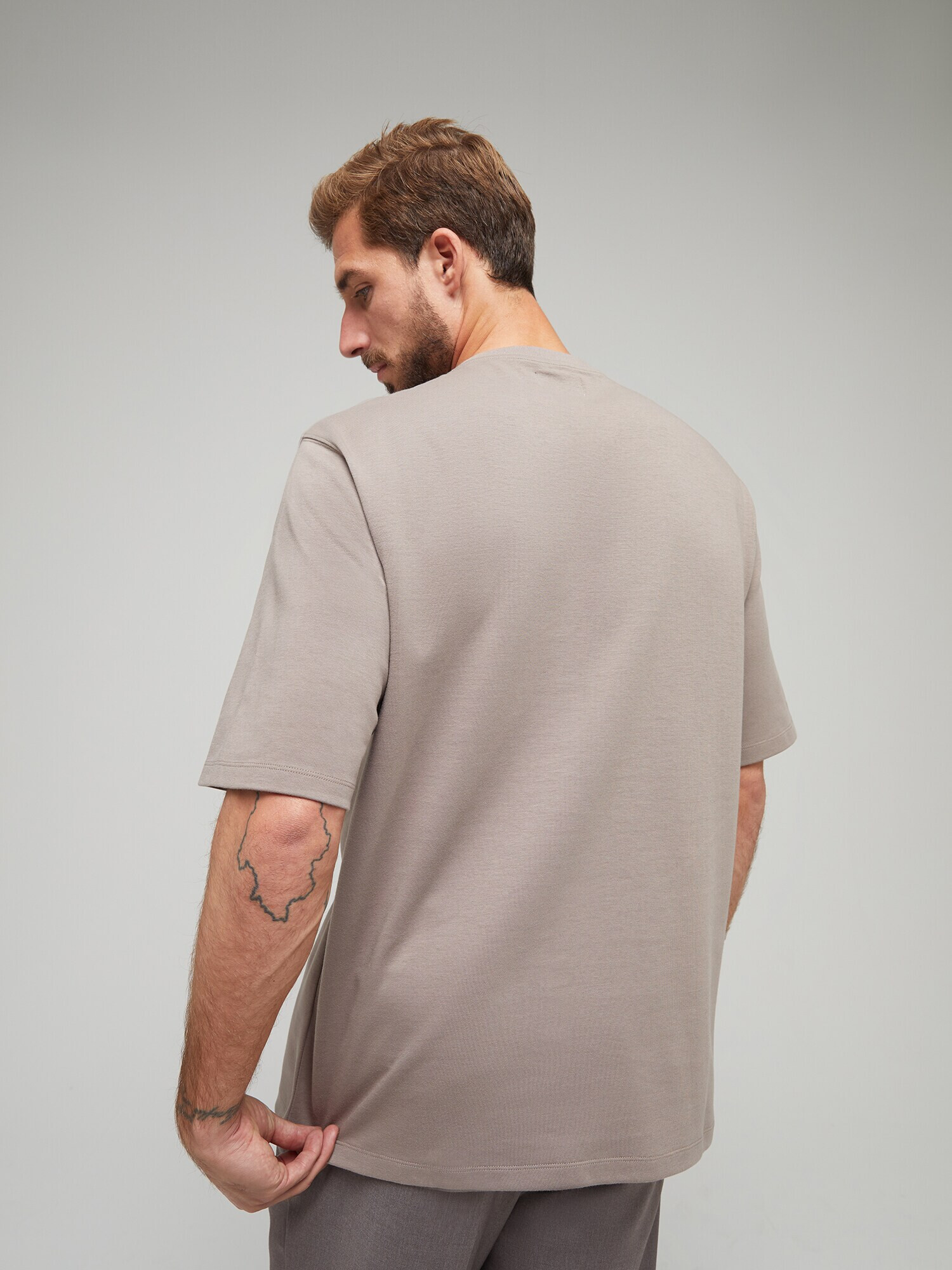 ABOUT YOU x Kevin Trapp Tricou 'Kai' gri taupe - Pled.ro