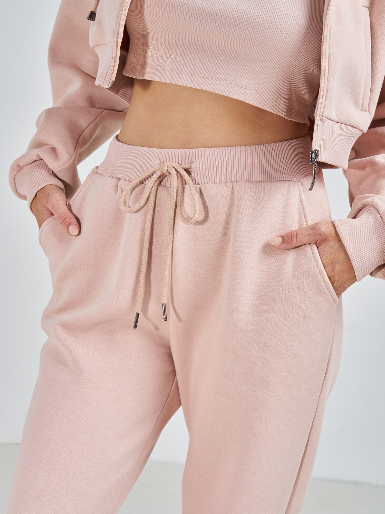 ABOUT YOU x Swalina&Linus Pantaloni 'Luisa' rosé - Pled.ro