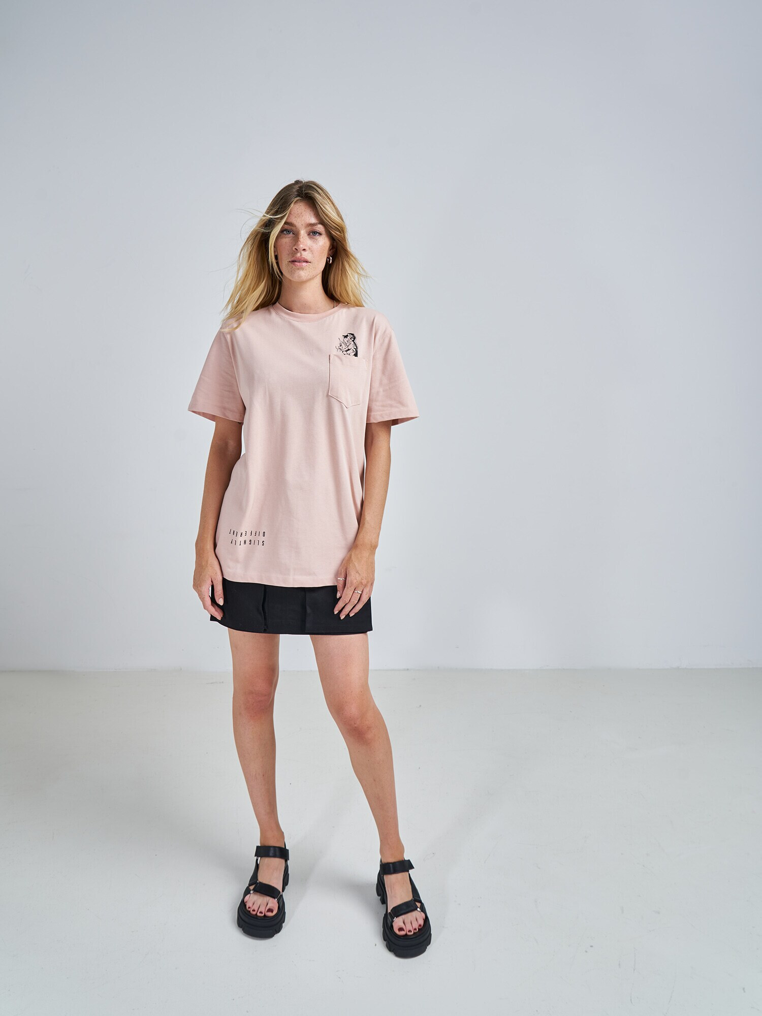 ABOUT YOU x Swalina&Linus Tricou 'Liam' rosé - Pled.ro