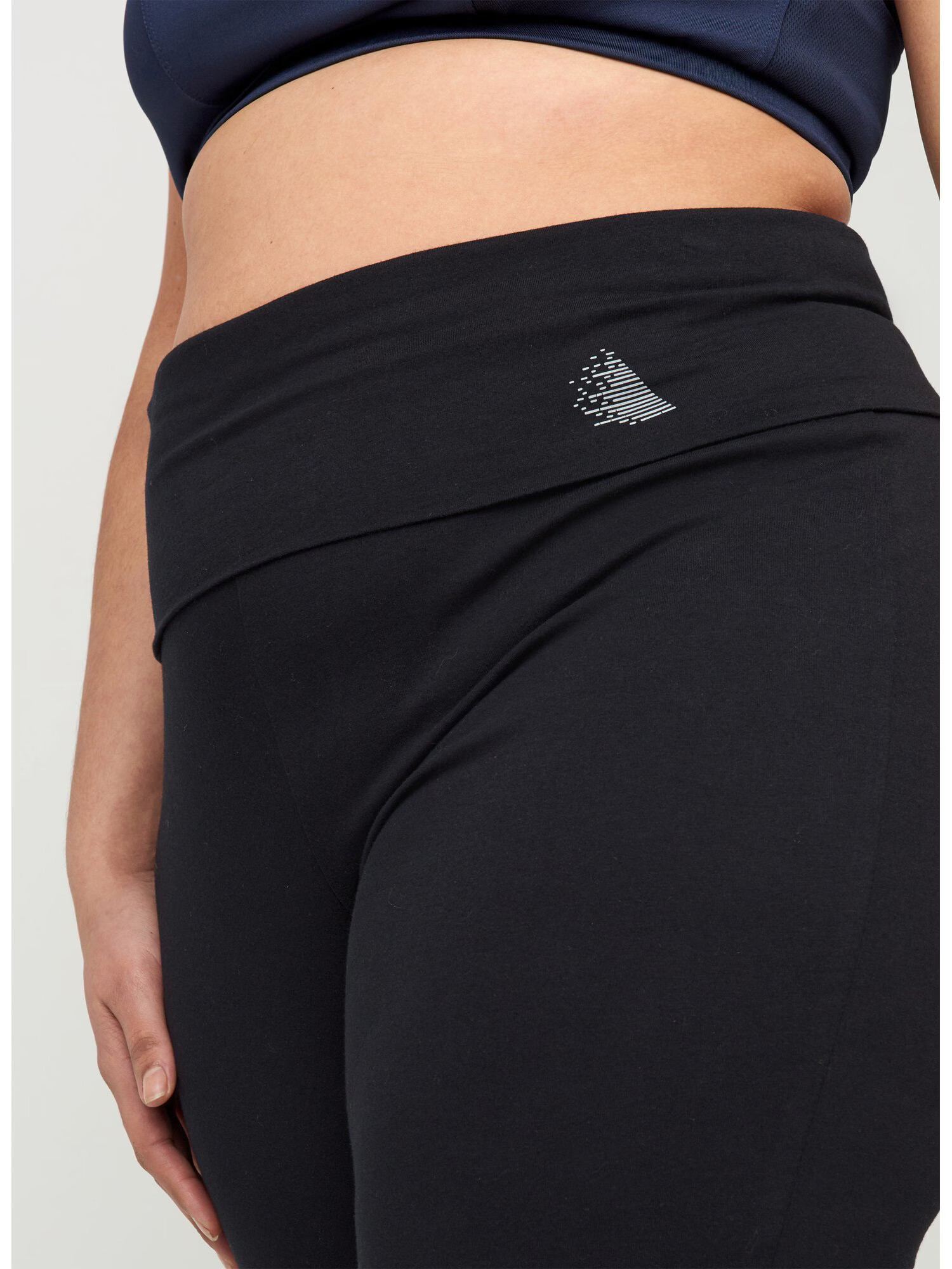 Active by Zizzi Pantaloni sport 'Abasic' negru / alb - Pled.ro