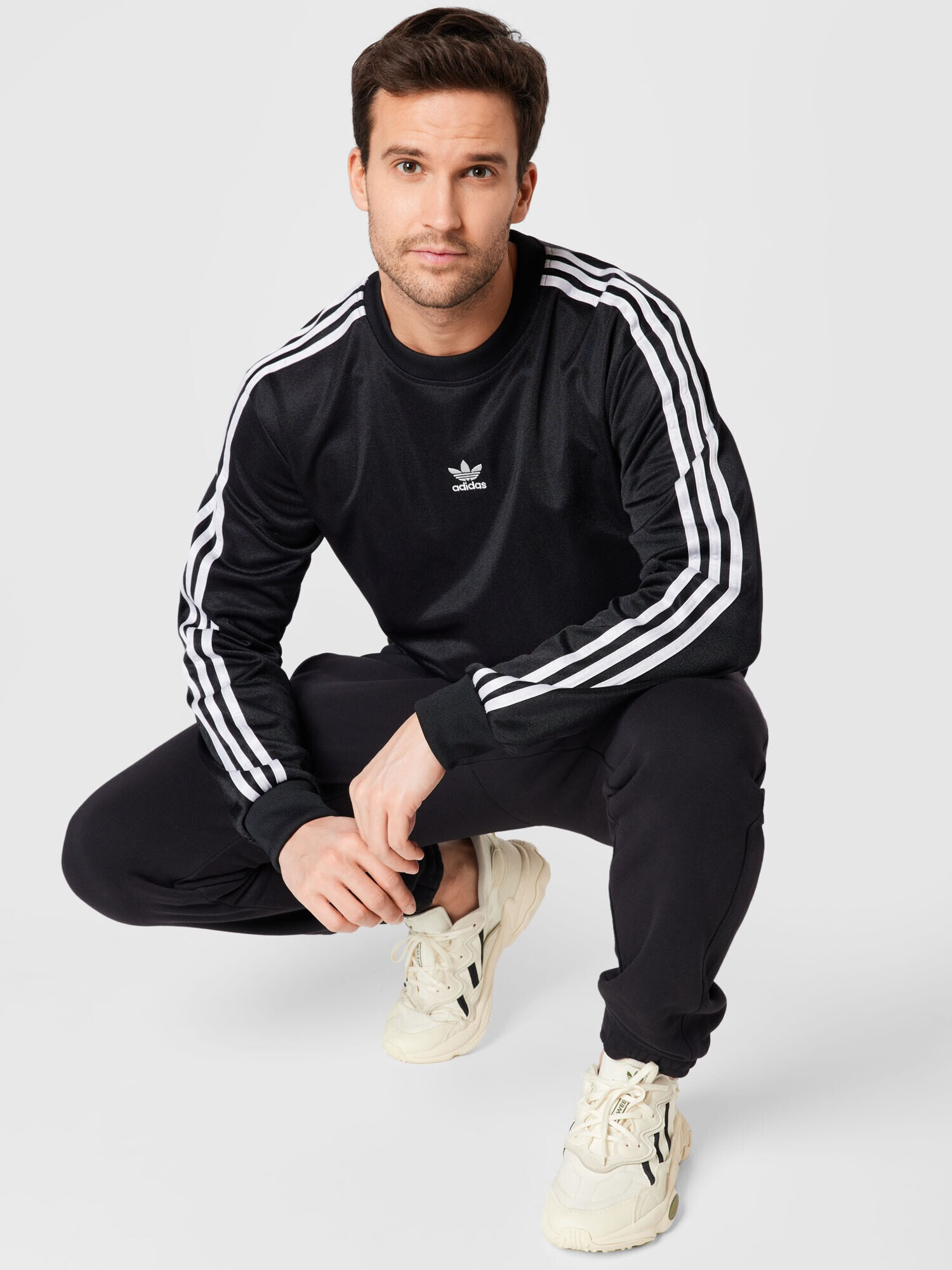 ADIDAS ORIGINALS Bluză de molton negru / alb - Pled.ro