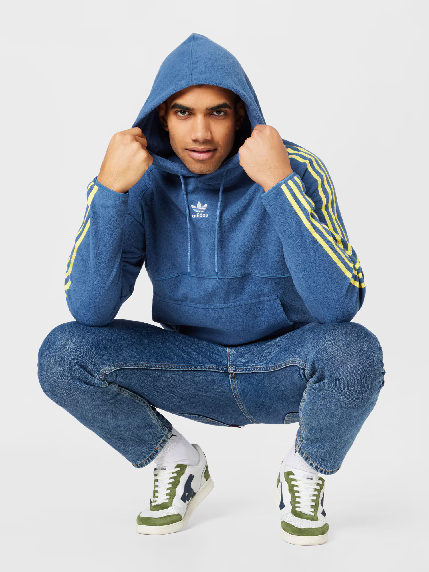 ADIDAS ORIGINALS Bluză de molton 'Polar Fleece' albastru fumuriu / galben / alb - Pled.ro