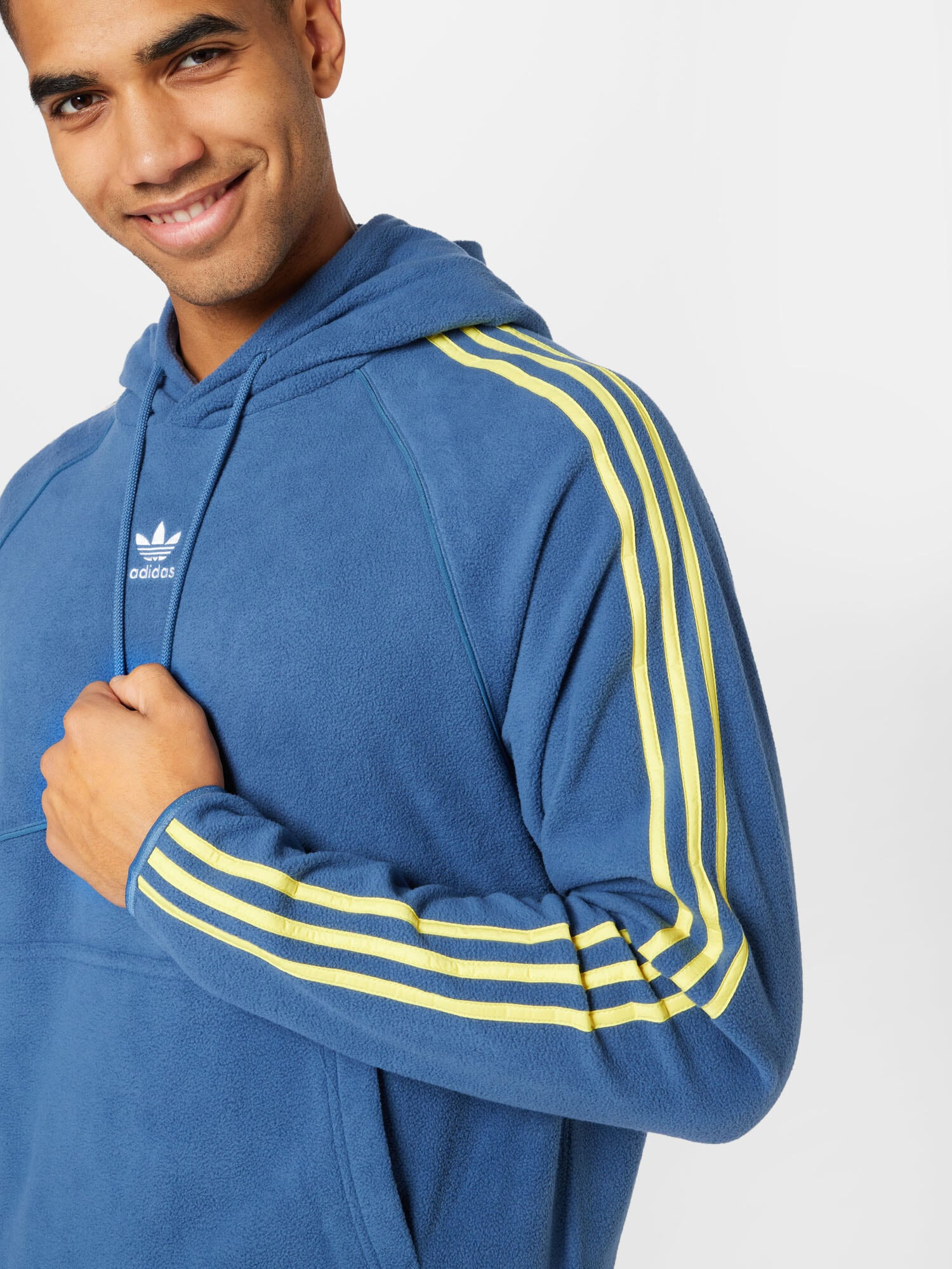 ADIDAS ORIGINALS Bluză de molton 'Polar Fleece' albastru fumuriu / galben / alb - Pled.ro