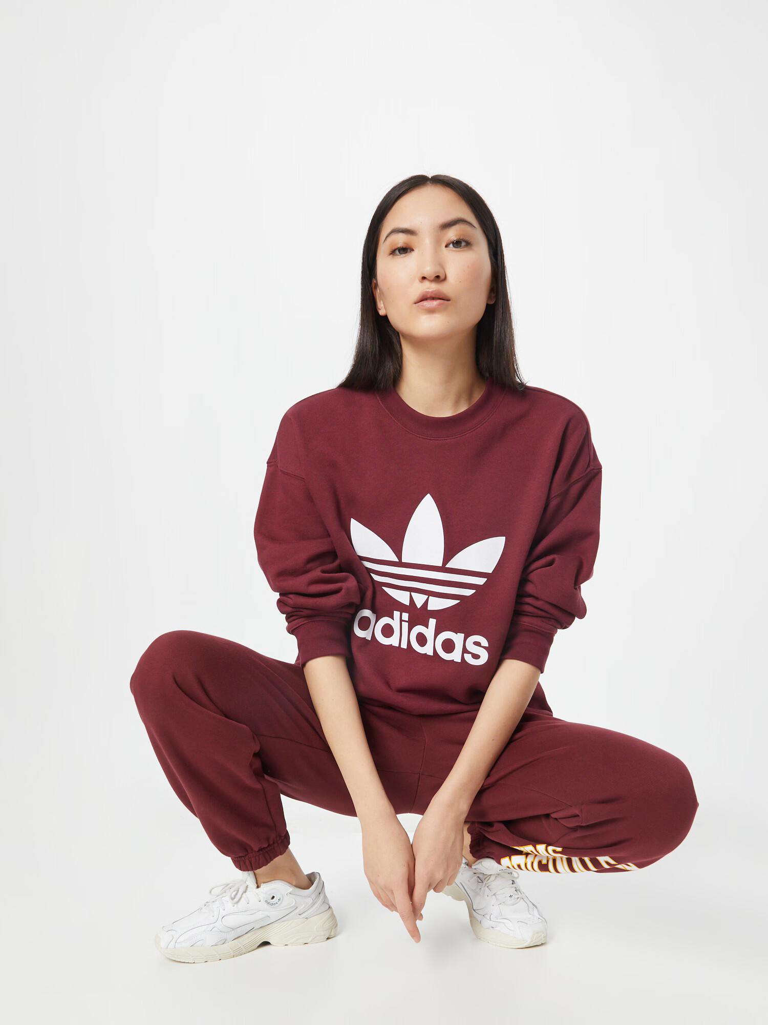 ADIDAS ORIGINALS Bluză de molton 'Trefoil Crew' roșu / alb - Pled.ro