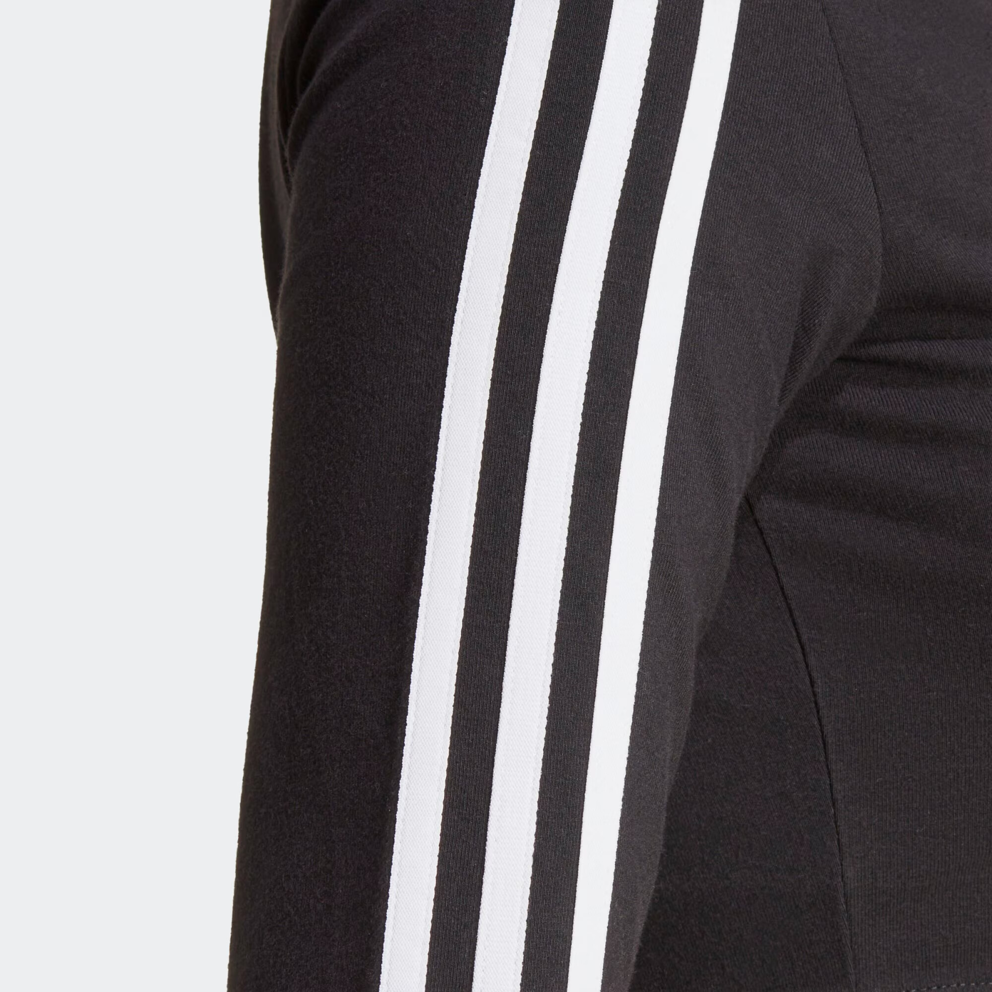 ADIDAS ORIGINALS Tricou 'Adicolor Classics 3-Streifen' negru / alb - Pled.ro