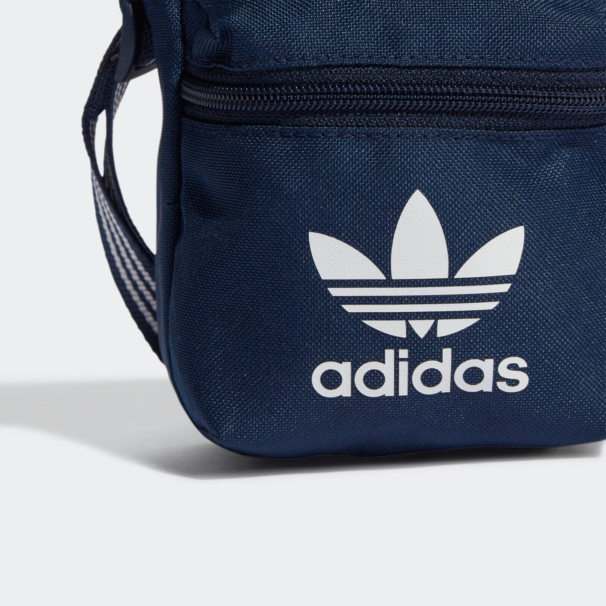 ADIDAS ORIGINALS Geantă de umăr 'Adicolor Classic Festival' indigo - Pled.ro