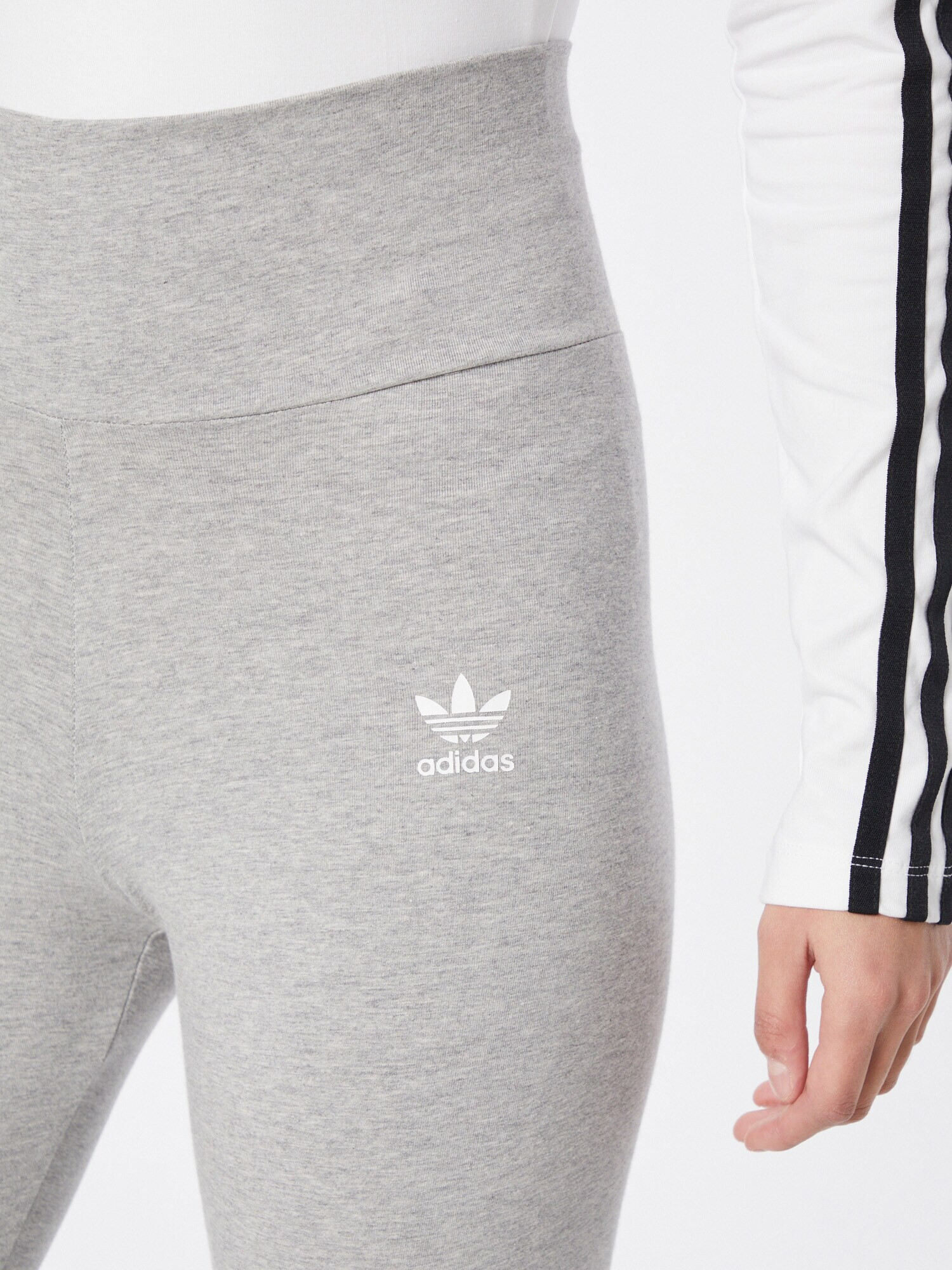 ADIDAS ORIGINALS Leggings 'Adicolor Essentials' gri deschis / alb - Pled.ro