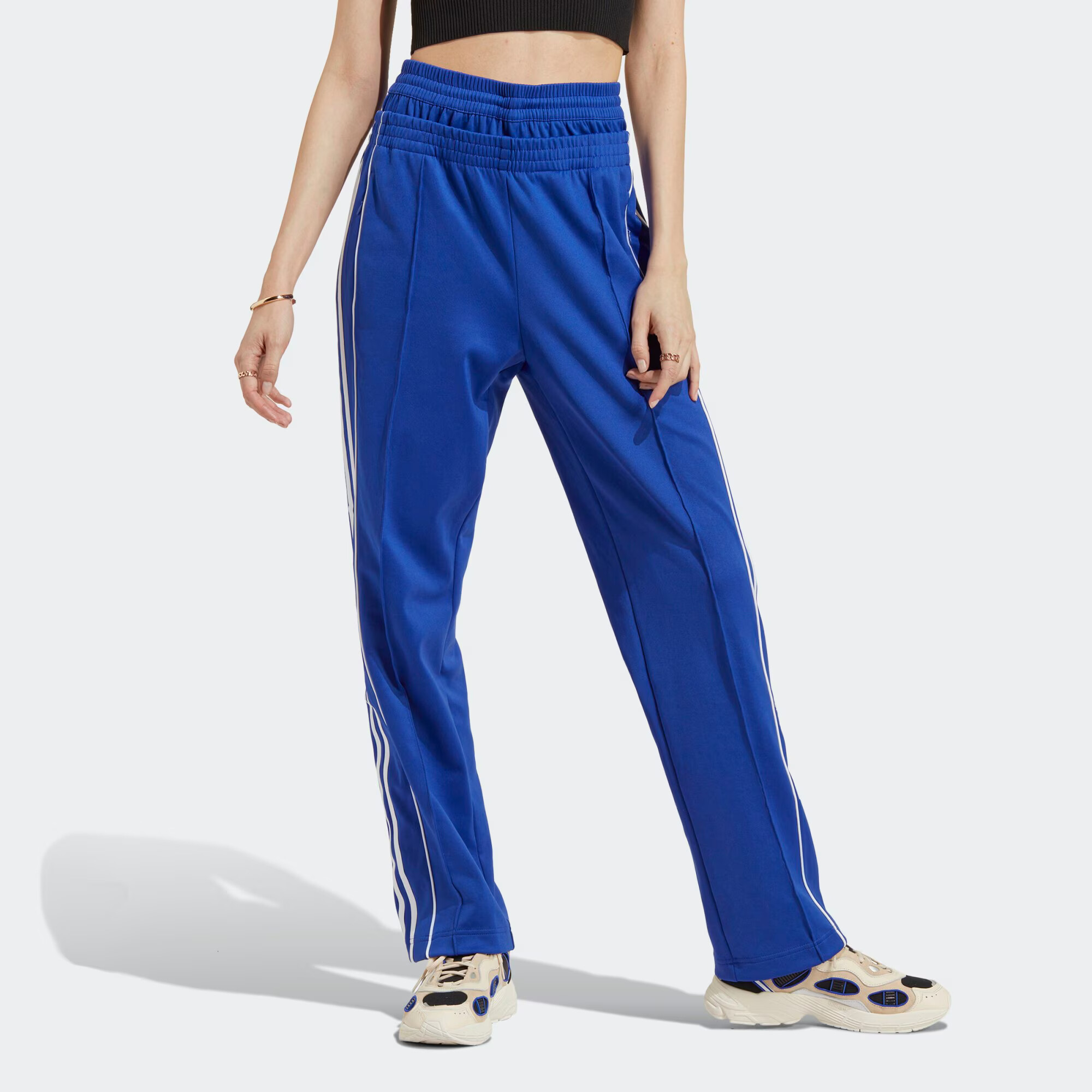 ADIDAS ORIGINALS Pantaloni 'Trefoil Monogram Satin' alb - Pled.ro