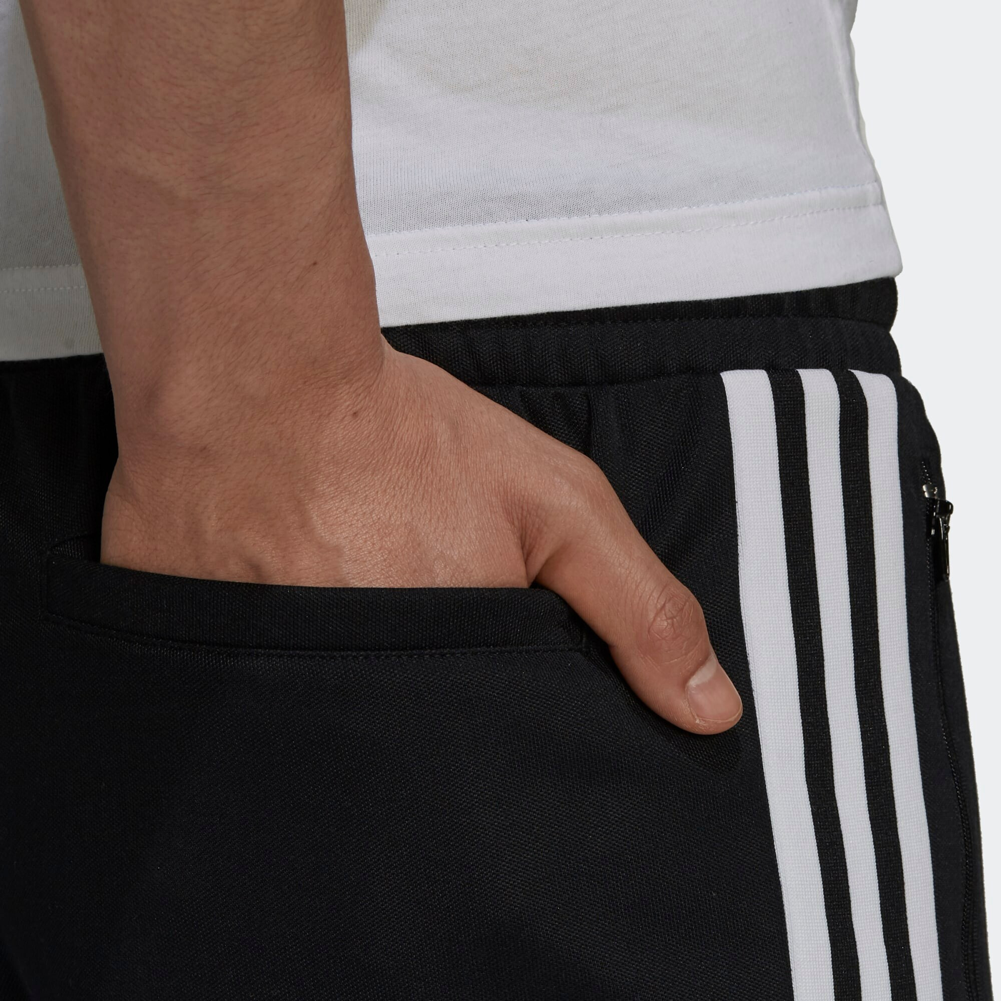 ADIDAS ORIGINALS Pantaloni 'Adicolor Classics Beckenbauer Primeblue' negru / alb - Pled.ro