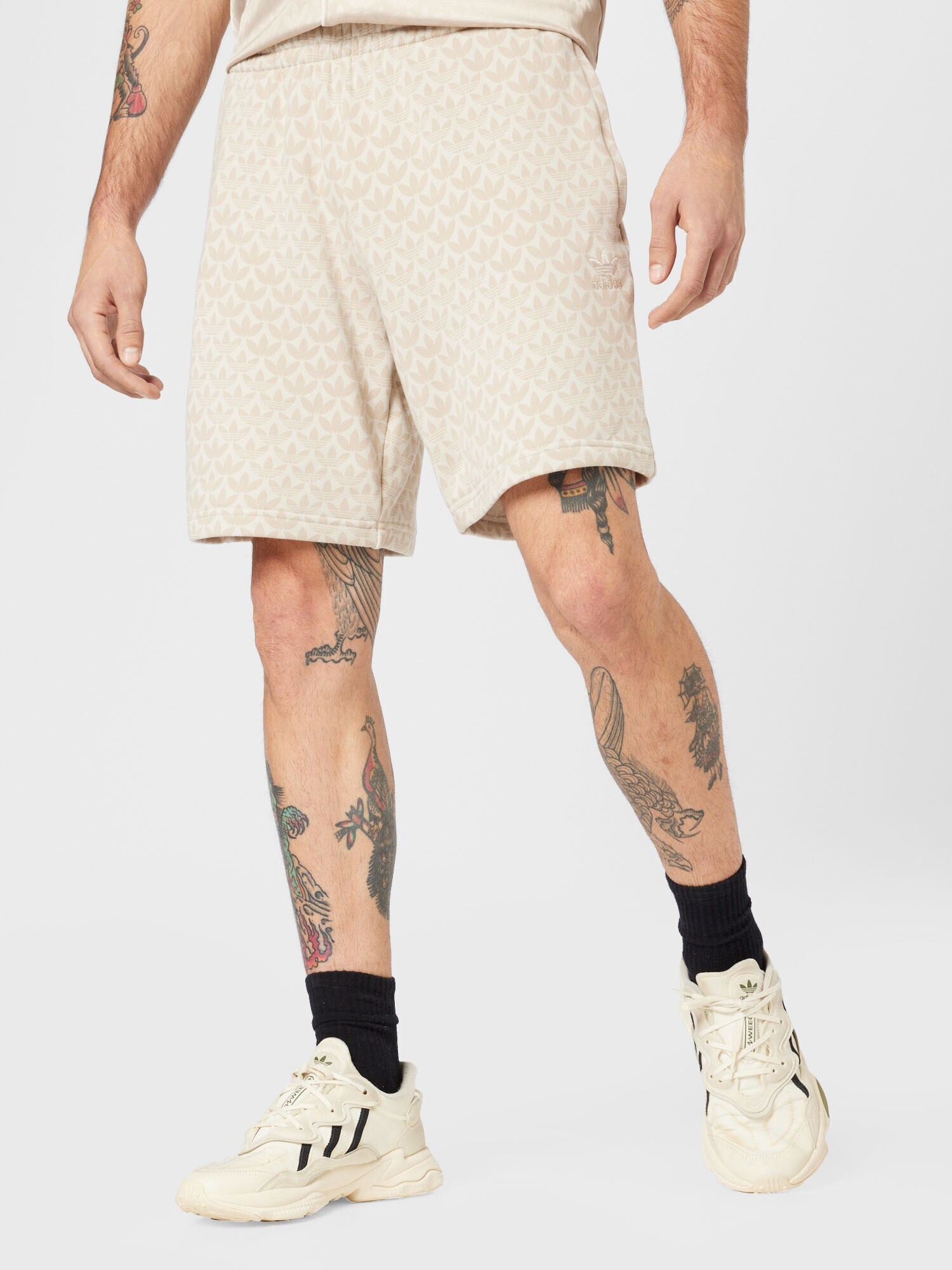 ADIDAS ORIGINALS Pantaloni 'Graphics Monogram' bej deschis / alb - Pled.ro