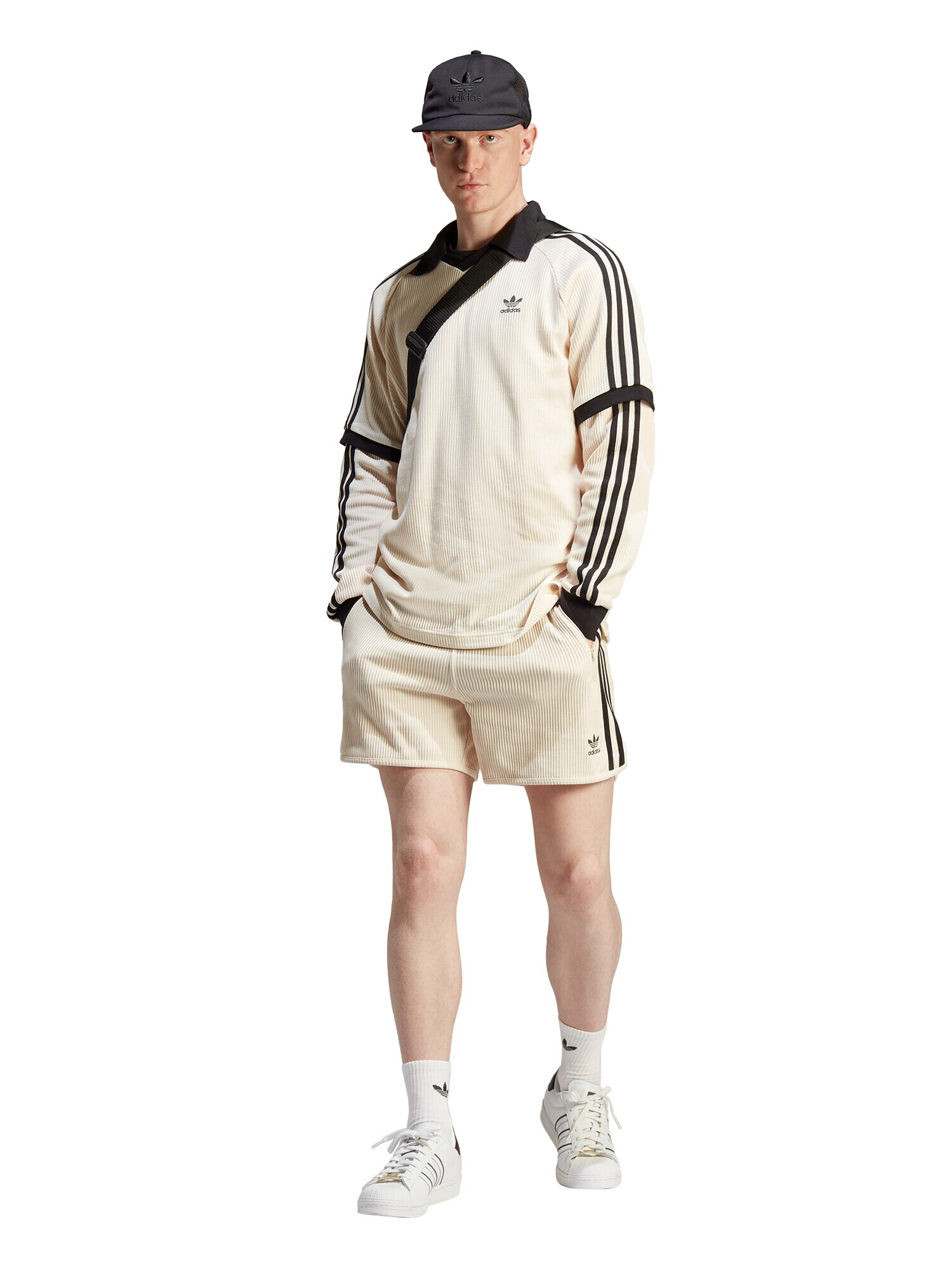 ADIDAS ORIGINALS Pantaloni 'Adicolor Classics Waffle' bej / negru - Pled.ro