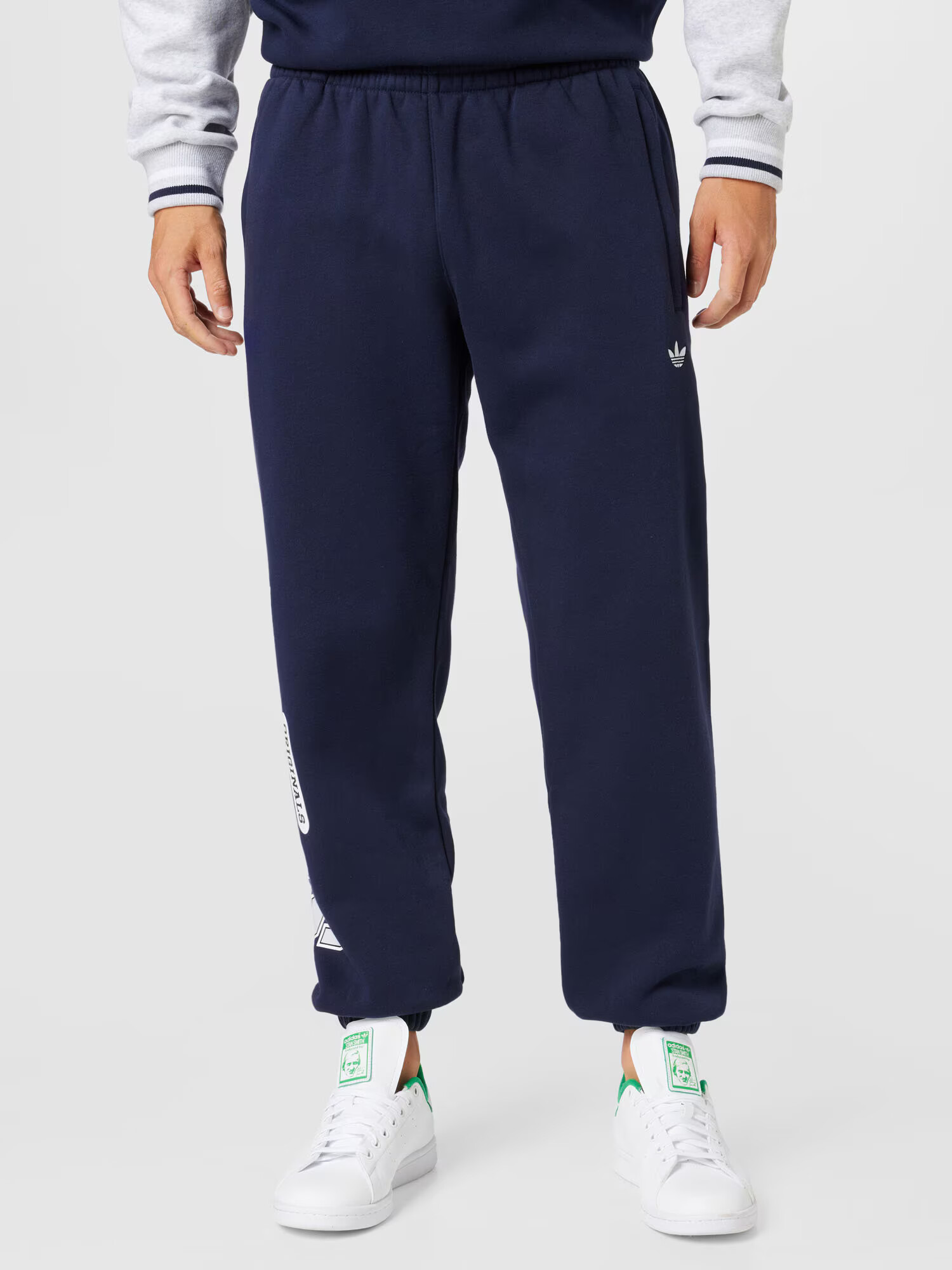 ADIDAS ORIGINALS Pantaloni 'Varsity' bleumarin / alb - Pled.ro