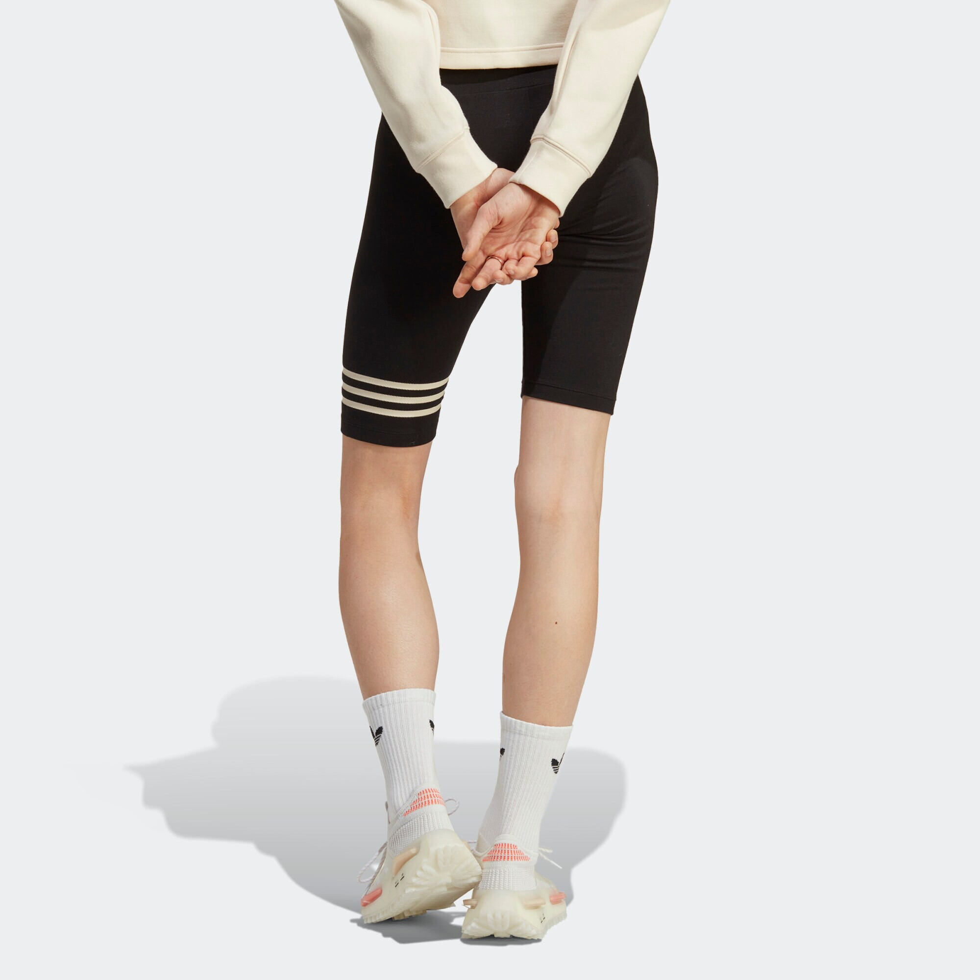 ADIDAS ORIGINALS Pantaloni 'Adicolor Neuclassics Bike' crem / negru - Pled.ro