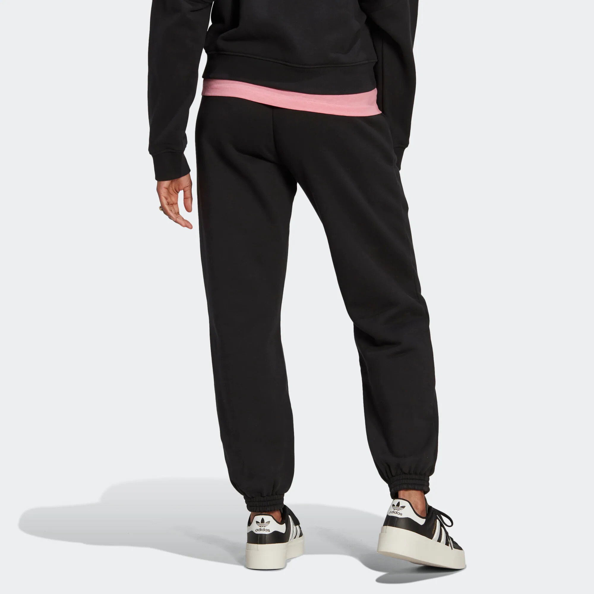 ADIDAS ORIGINALS Pantaloni 'Disney Cuffed' gri / negru - Pled.ro