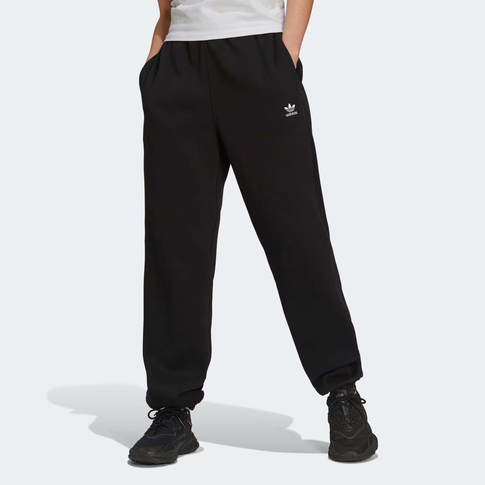 ADIDAS ORIGINALS Pantaloni 'Essentials' negru / alb - Pled.ro