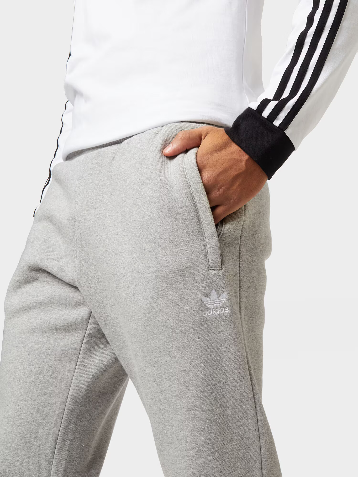 ADIDAS ORIGINALS Pantaloni 'Trefoil Essentials' gri amestecat - Pled.ro