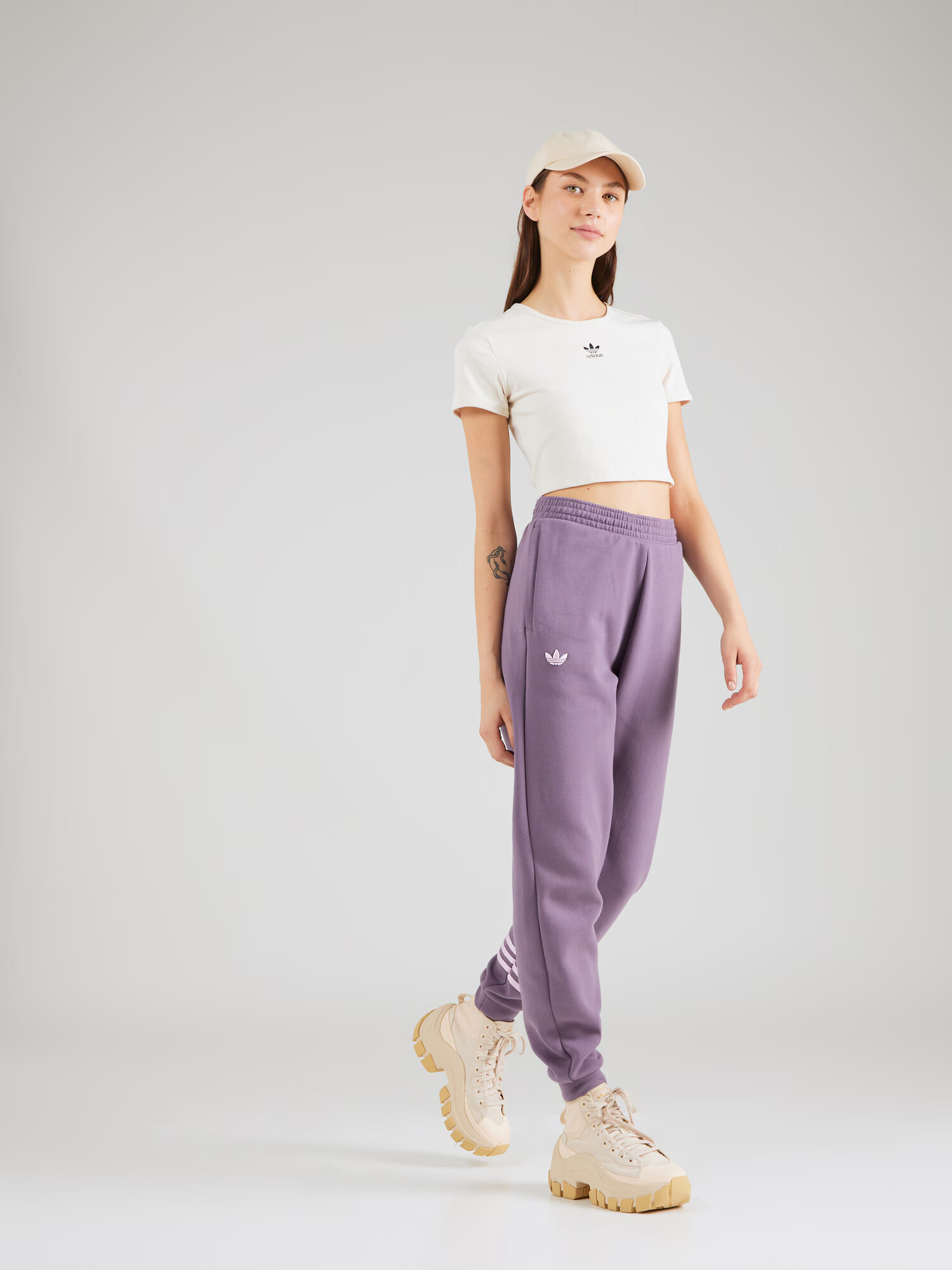 ADIDAS ORIGINALS Pantaloni 'Adicolor Neuclassics' lila / mov închis - Pled.ro