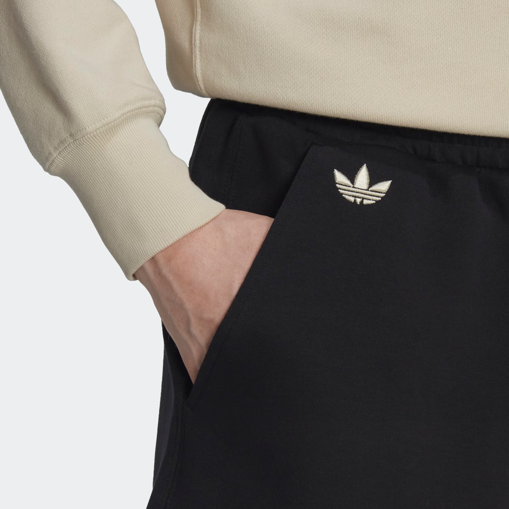 ADIDAS ORIGINALS Pantaloni 'Adicolor Neuclassics' bej / negru - Pled.ro