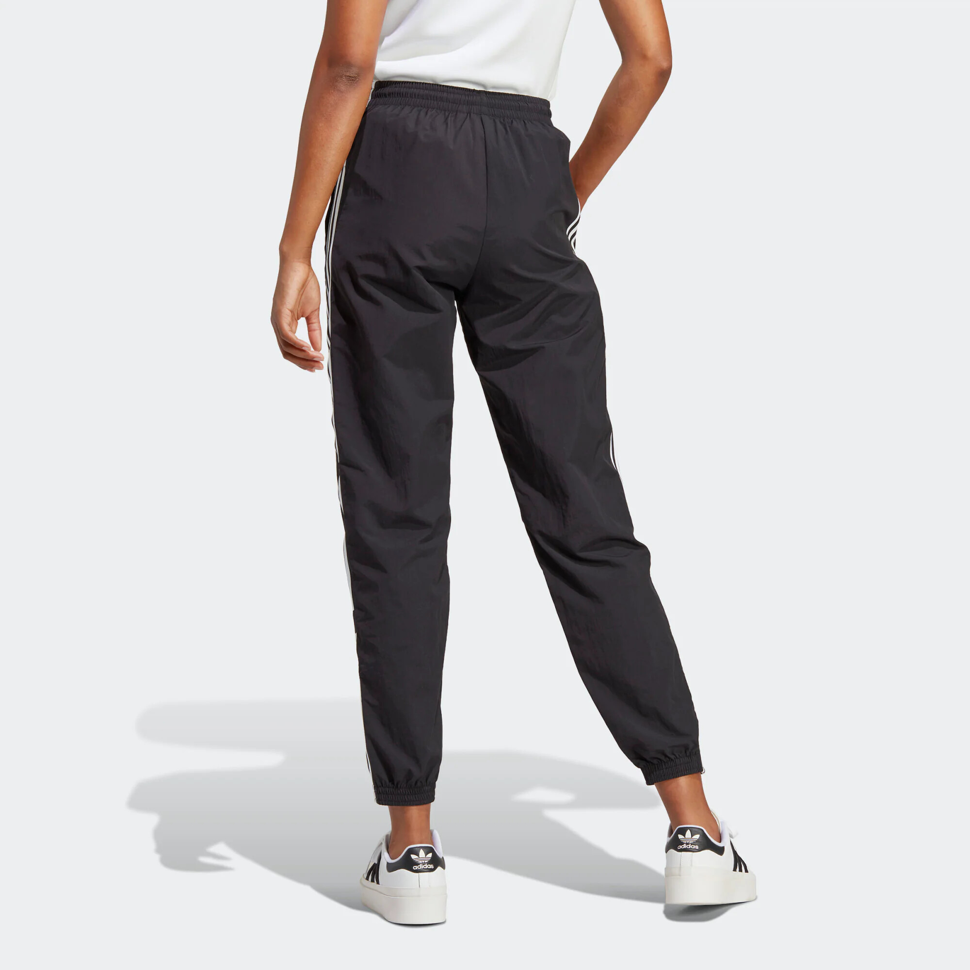 ADIDAS ORIGINALS Pantaloni 'Adicolor Classics Lock-Up' negru / alb - Pled.ro