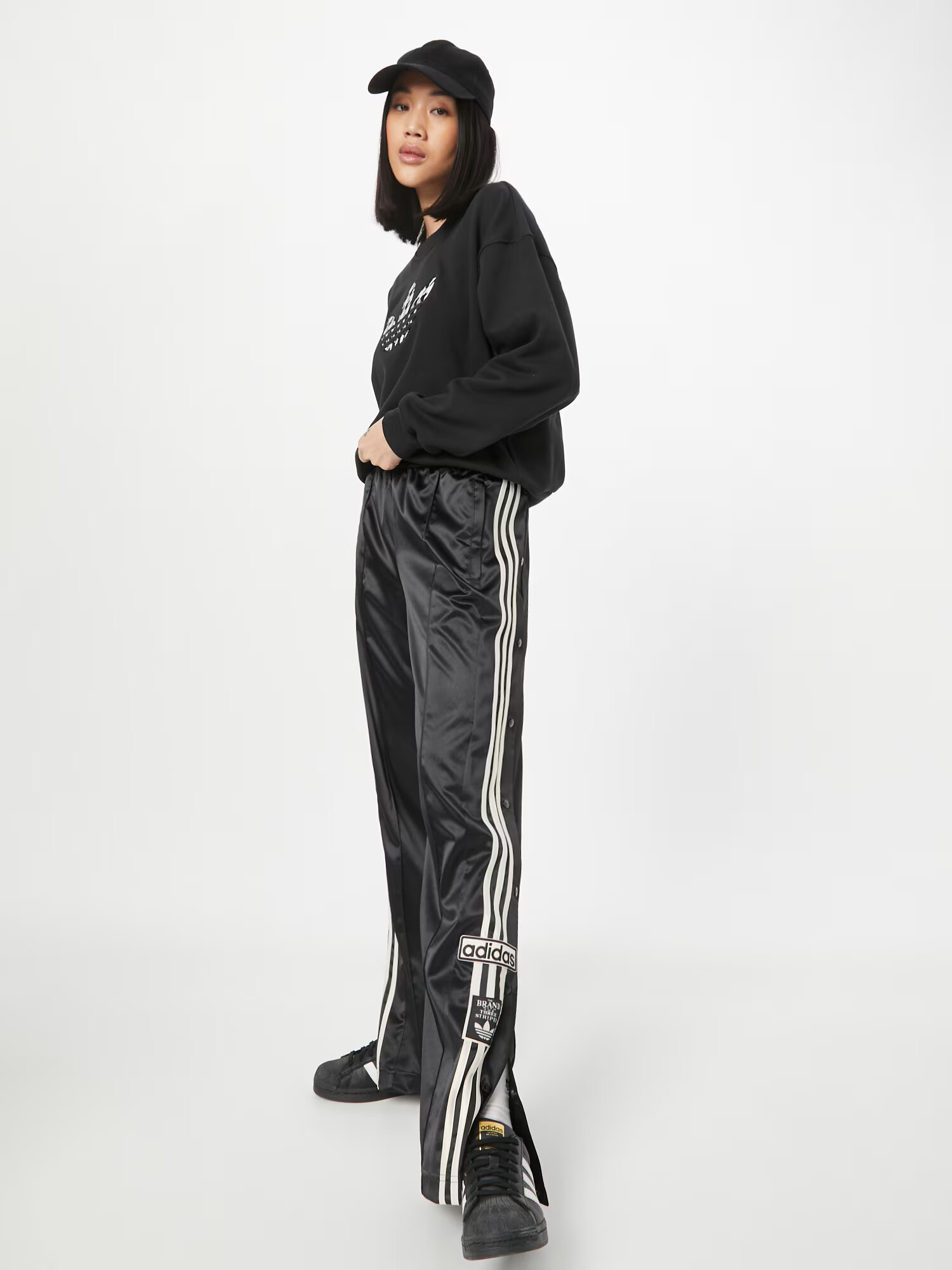 ADIDAS ORIGINALS Pantaloni 'Satin Adibreak' negru / alb - Pled.ro