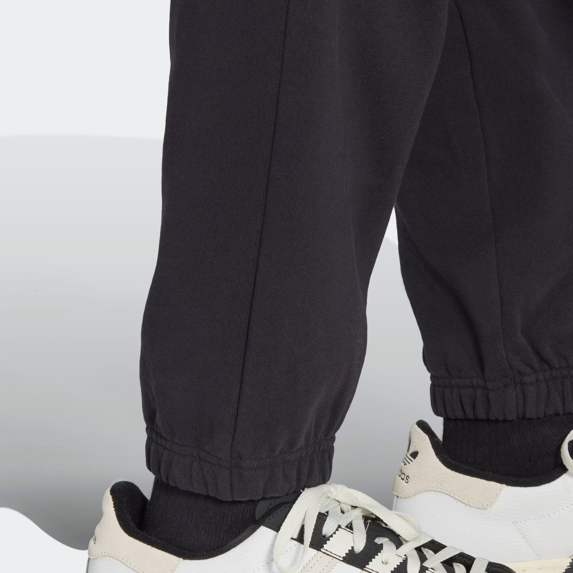 ADIDAS ORIGINALS Pantaloni 'Reclaim Logo' negru / alb - Pled.ro