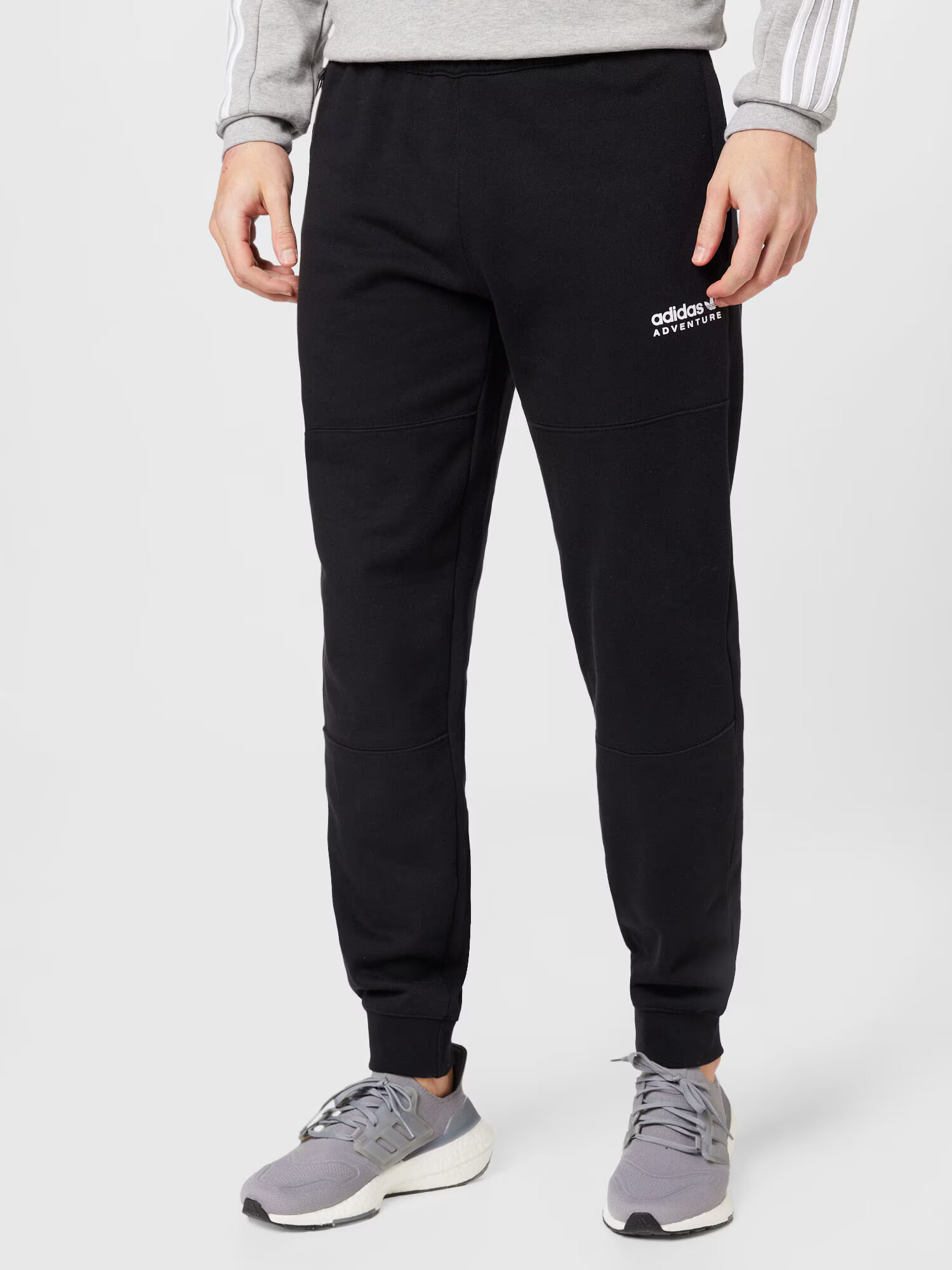 ADIDAS ORIGINALS Pantaloni 'Adventure' negru / alb - Pled.ro