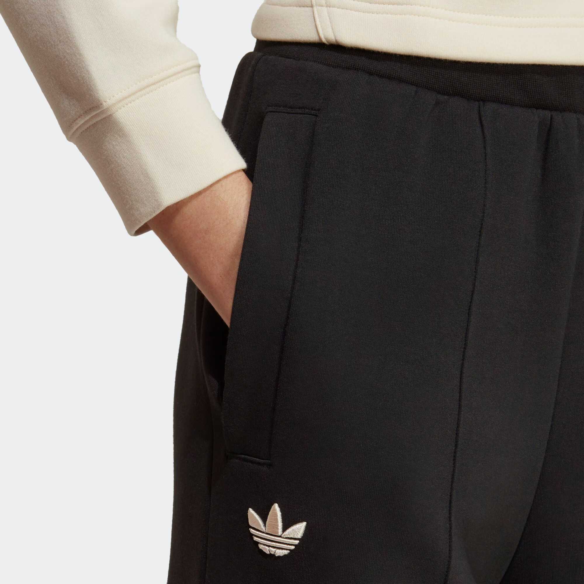 ADIDAS ORIGINALS Pantaloni 'Adicolor Neuclassics' negru / alb natural - Pled.ro