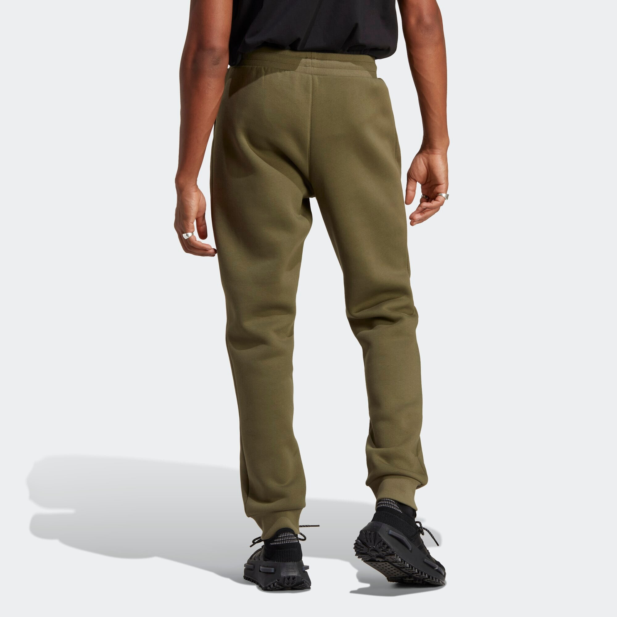 ADIDAS ORIGINALS Pantaloni sport oliv / alb - Pled.ro