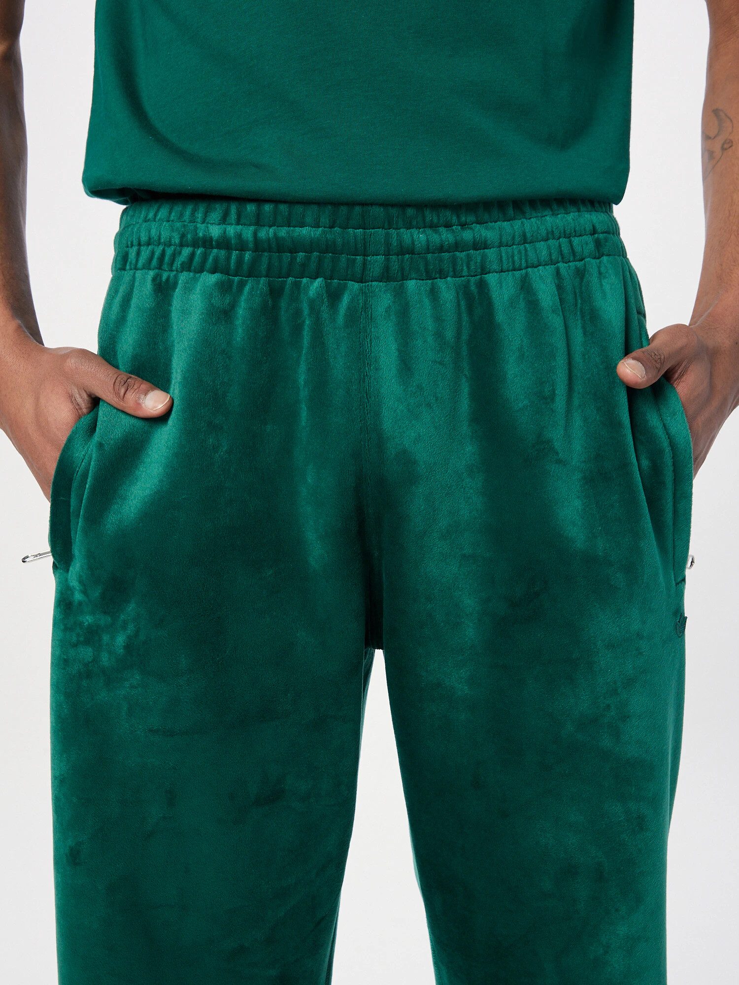 ADIDAS ORIGINALS Pantaloni 'Premium Essentials+' verde smarald - Pled.ro