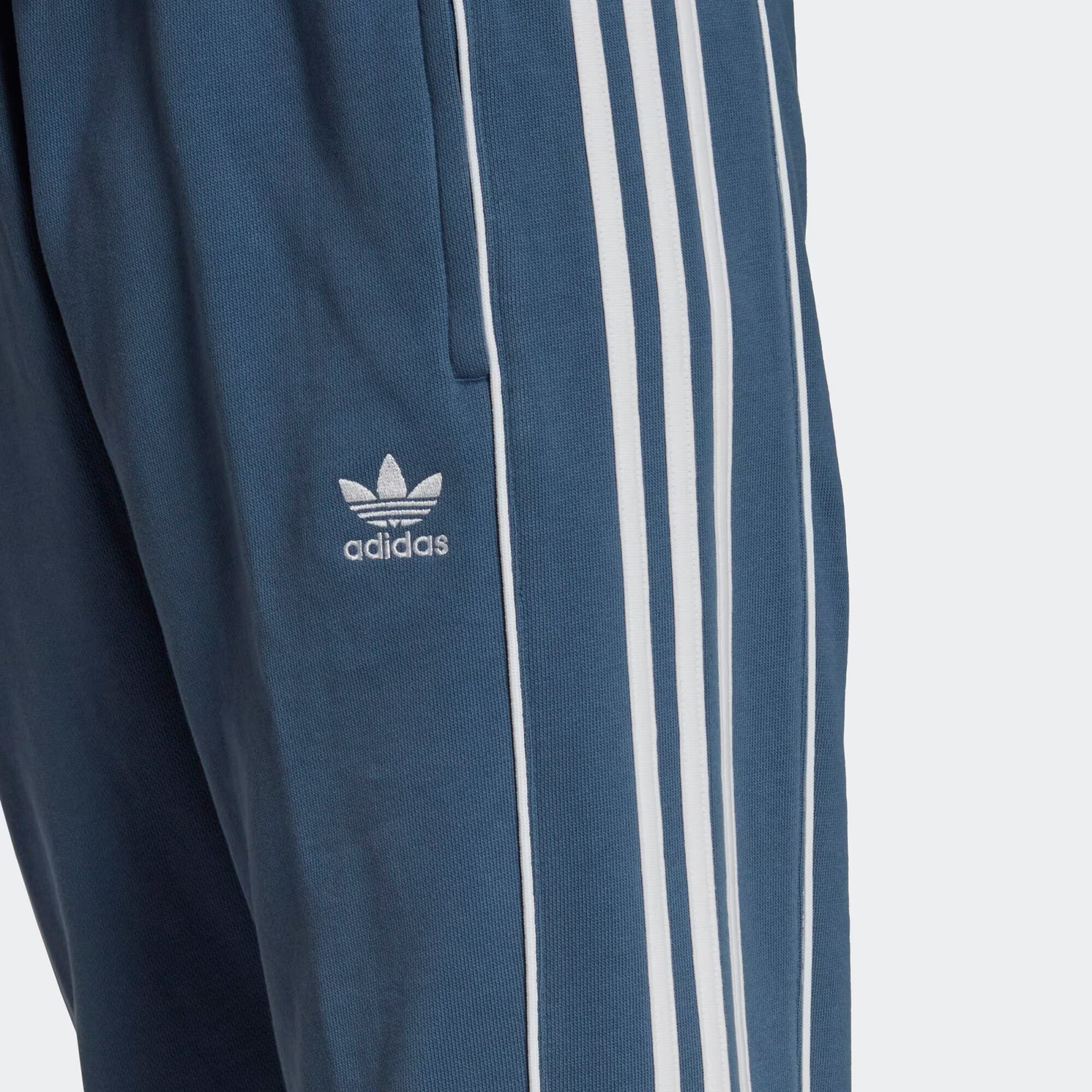 ADIDAS ORIGINALS Pantaloni 'Rekive' albastru porumbel / alb - Pled.ro