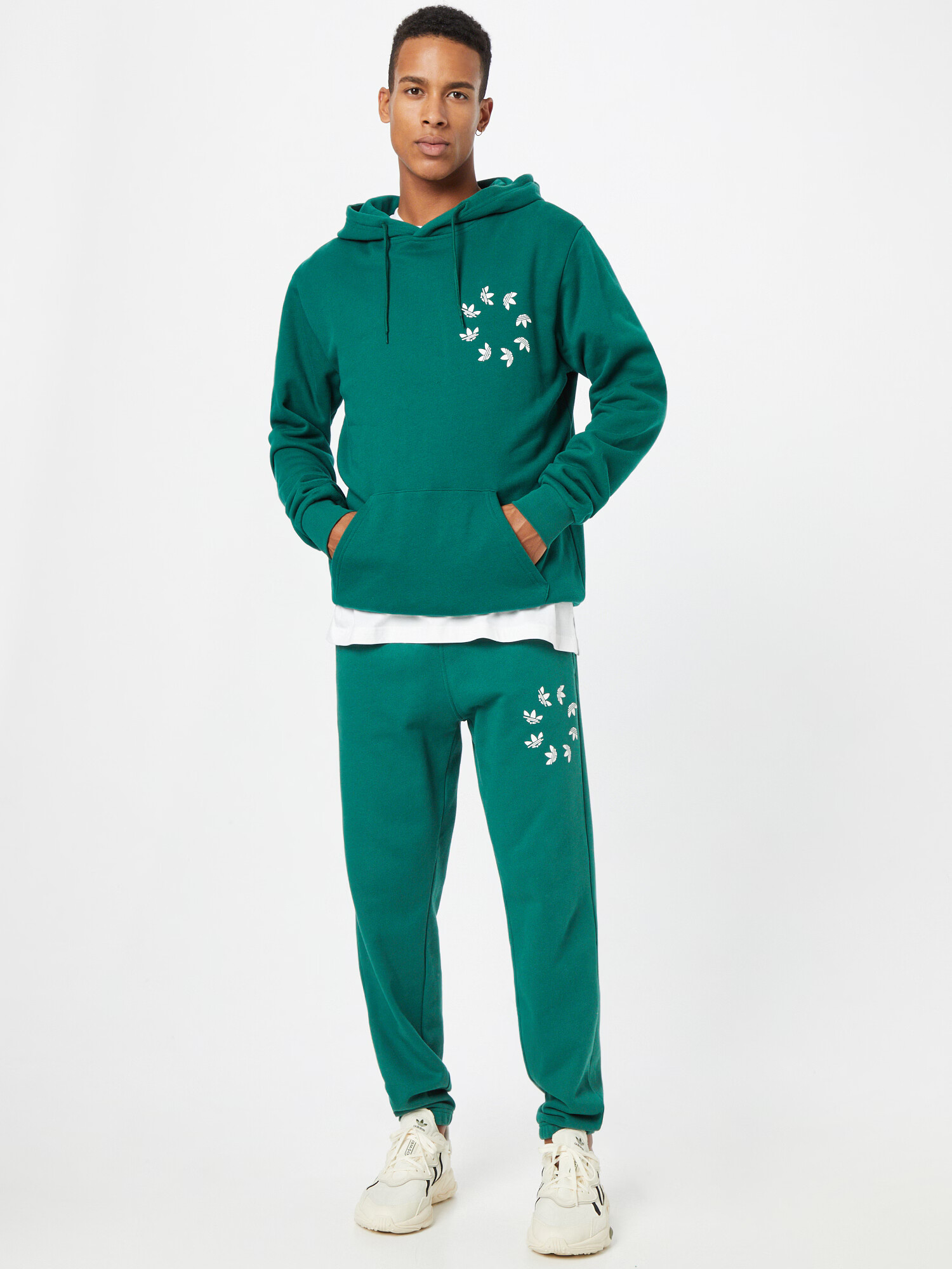 ADIDAS ORIGINALS Pantaloni 'Spinner' verde / alb - Pled.ro