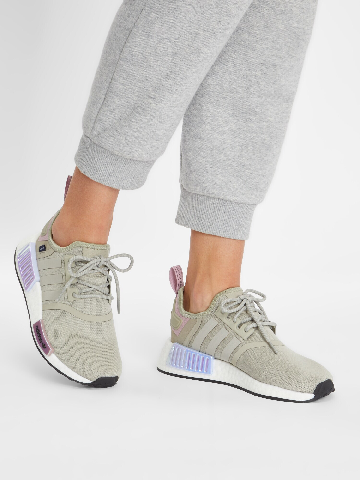 ADIDAS ORIGINALS Sneaker low 'NMD R1' grej - Pled.ro