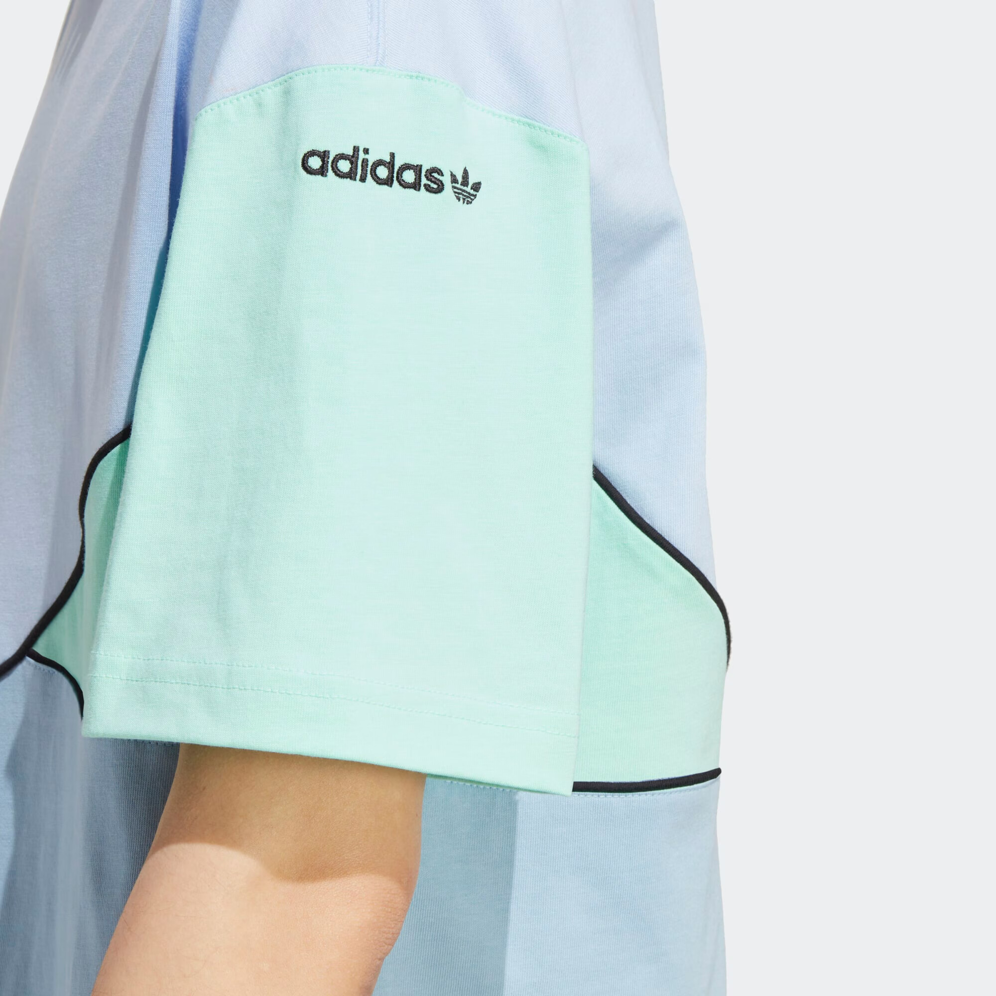 ADIDAS ORIGINALS Tricou 'Adicolor Seasonal Archive' turcoaz / albastru deschis / negru - Pled.ro