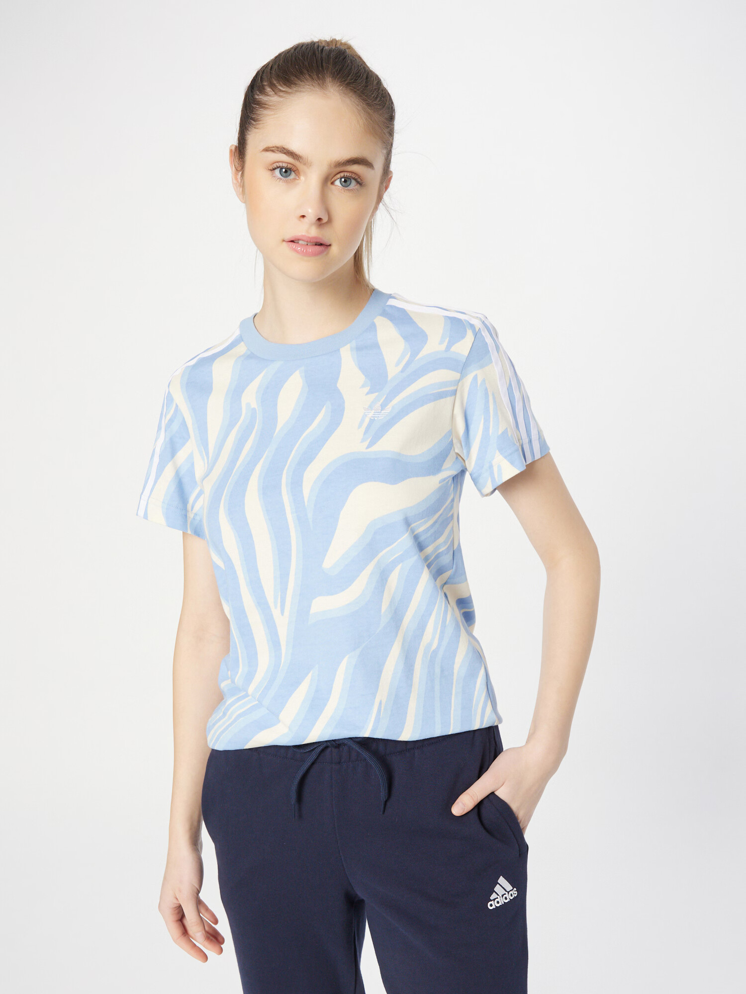 ADIDAS ORIGINALS Tricou 'Abstract Allover Animal Print' albastru fumuriu / albastru deschis / alb - Pled.ro