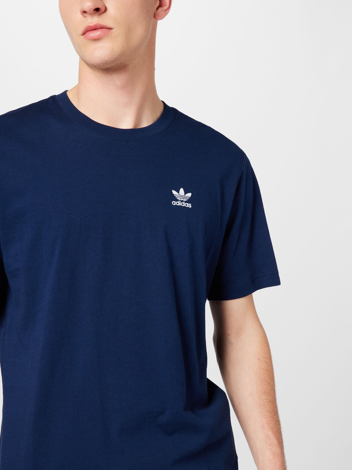 ADIDAS ORIGINALS Tricou 'Trefoil Essentials' indigo / alb - Pled.ro