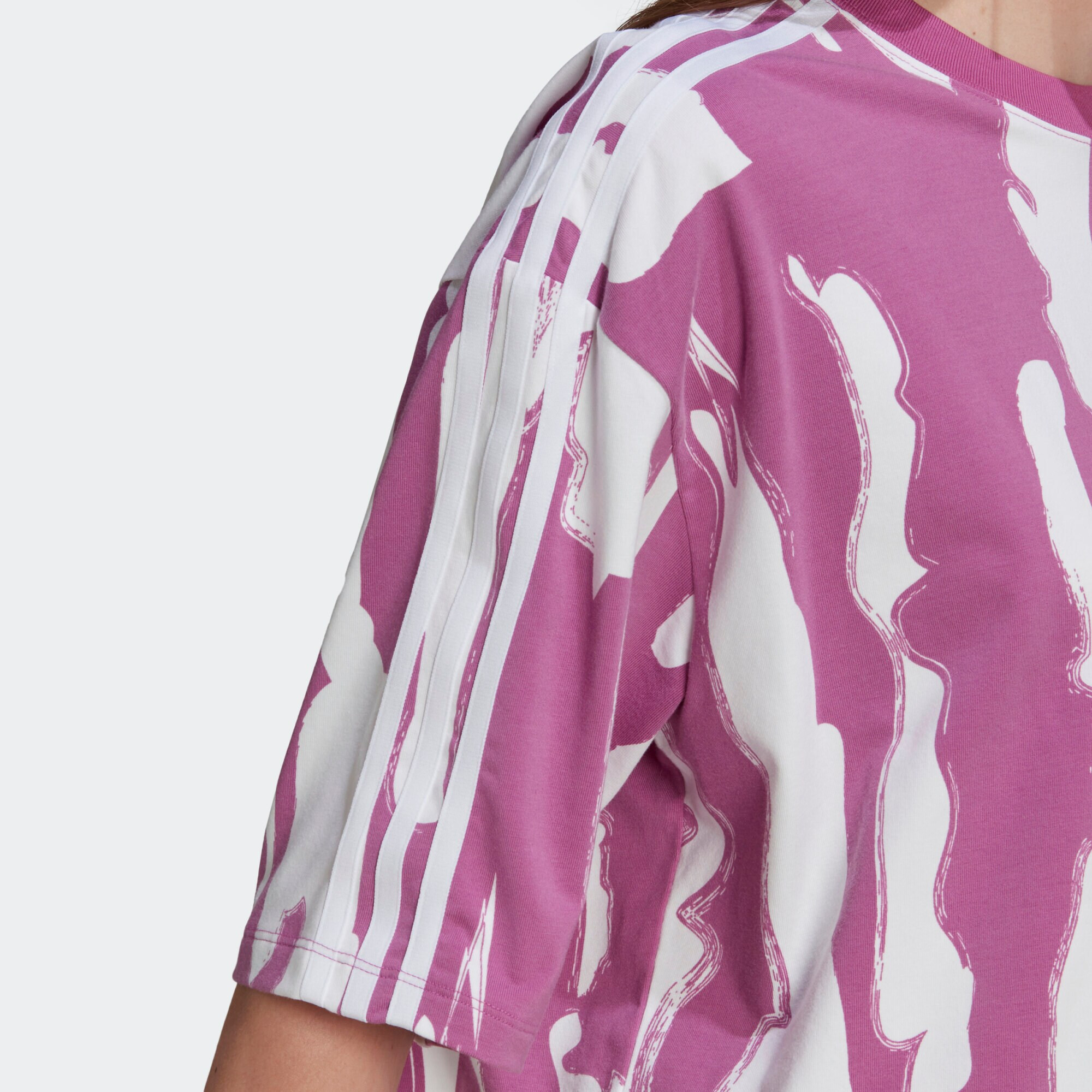 ADIDAS ORIGINALS Tricou 'Thebe Magugu Allover Print ' lila / alb - Pled.ro